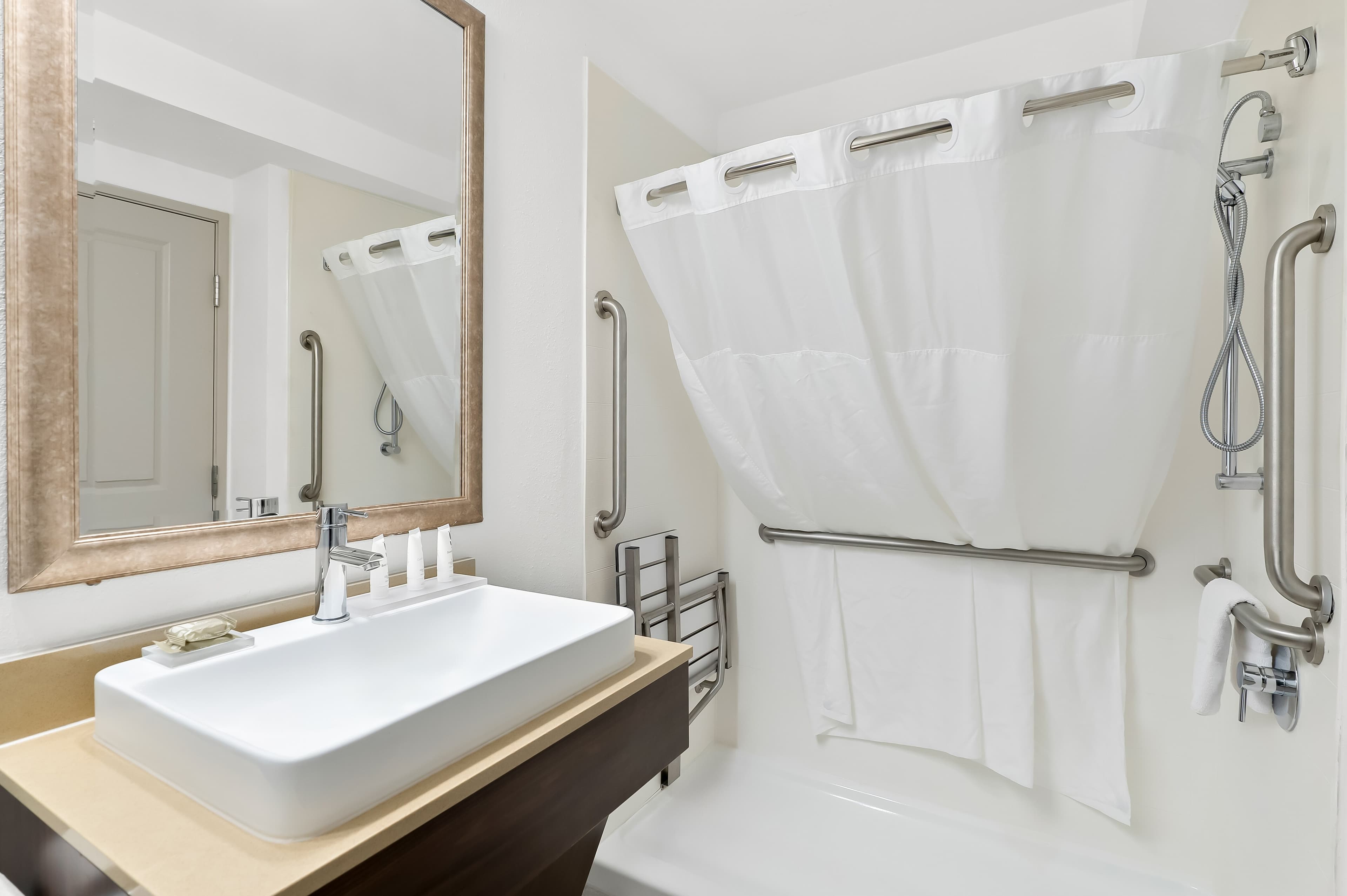 Country Inn & Suites by Radisson, Columbia Airport, SC — 30