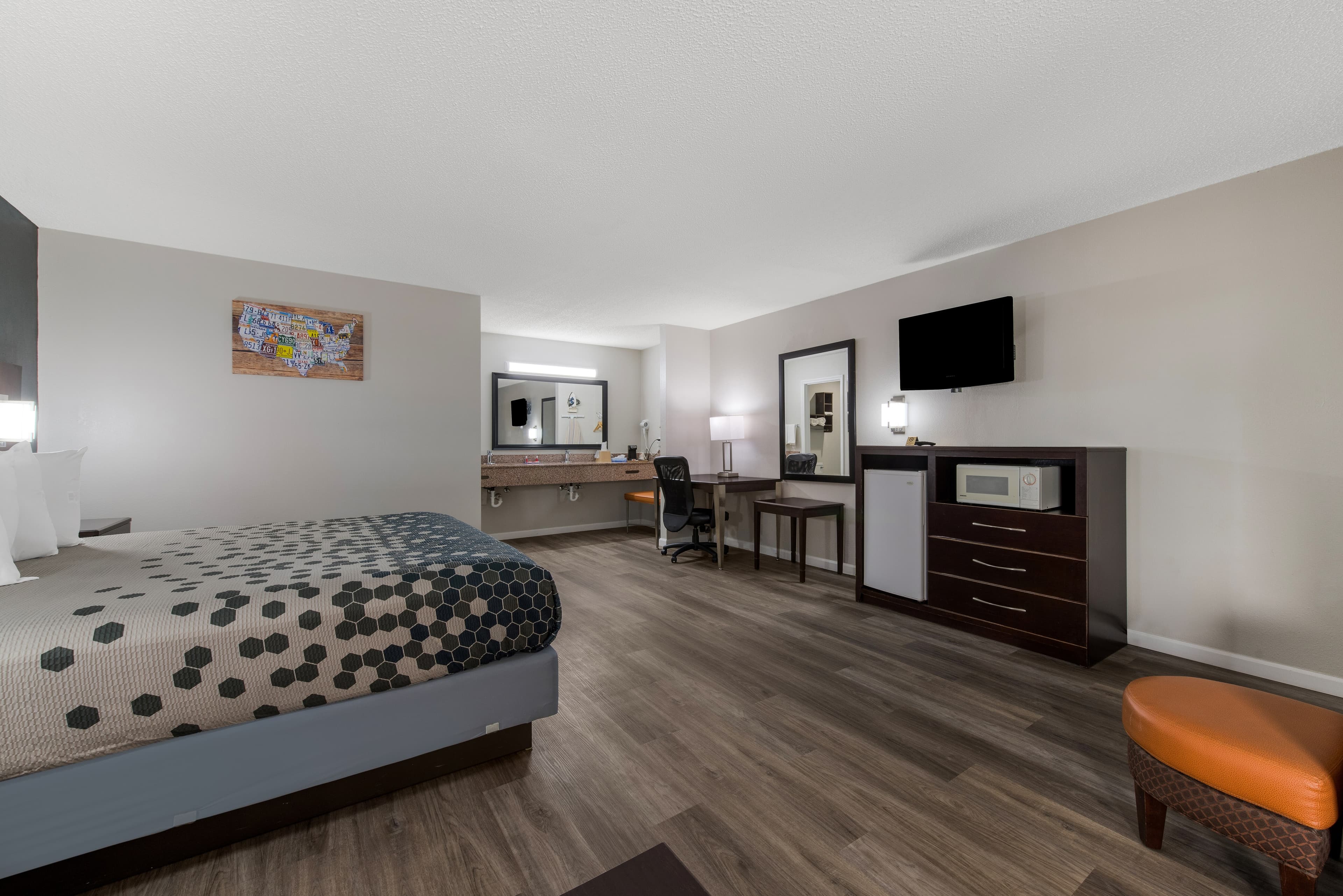Econo Lodge Cheraw Market Street — 12