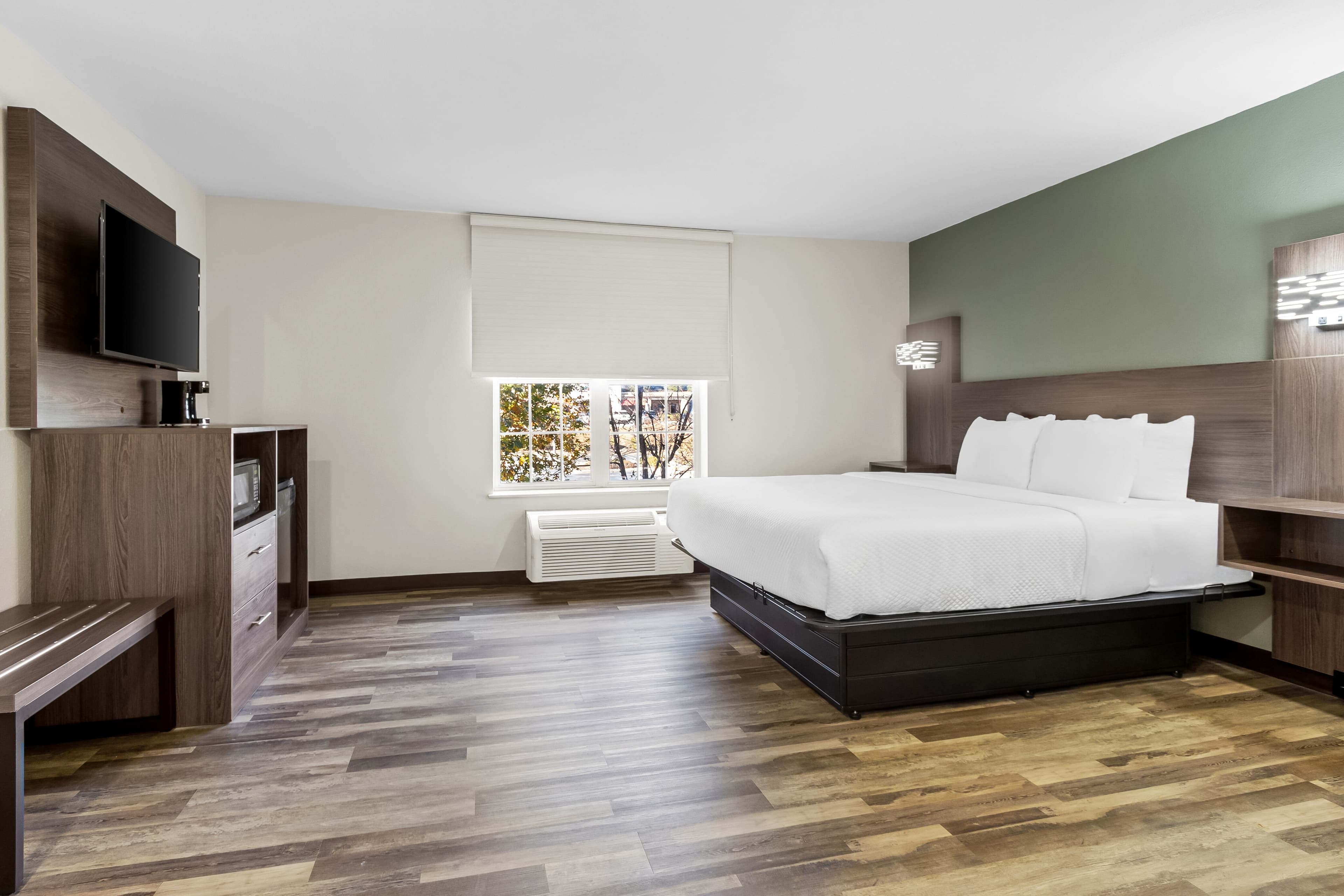 Quality Inn & Suites Columbia Harbison — 14