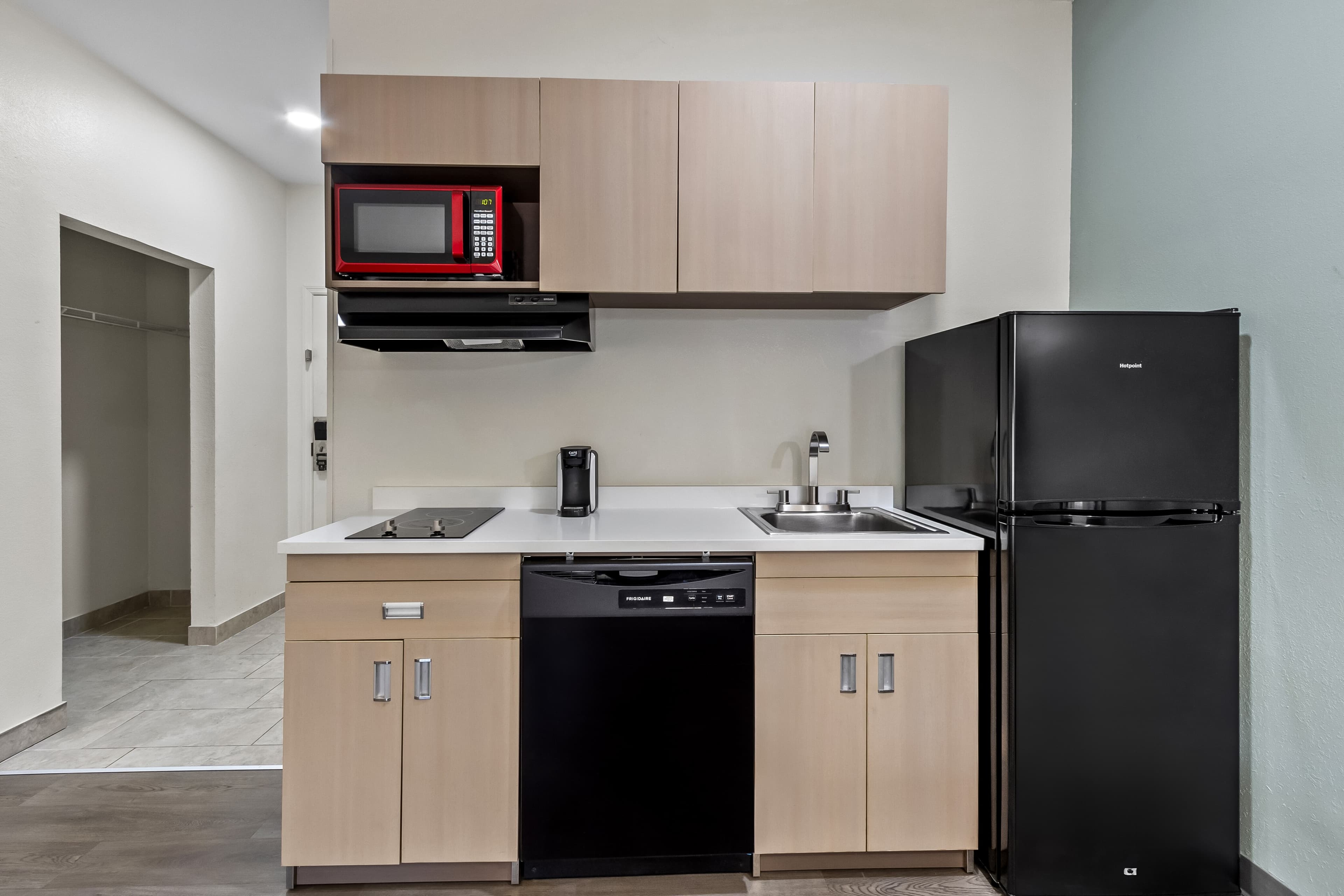 MainStay Suites Columbia Harbison - Image 3