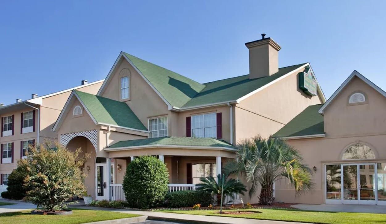 Country Inn & Suites by Radisson, Columbia, SC - Image 1