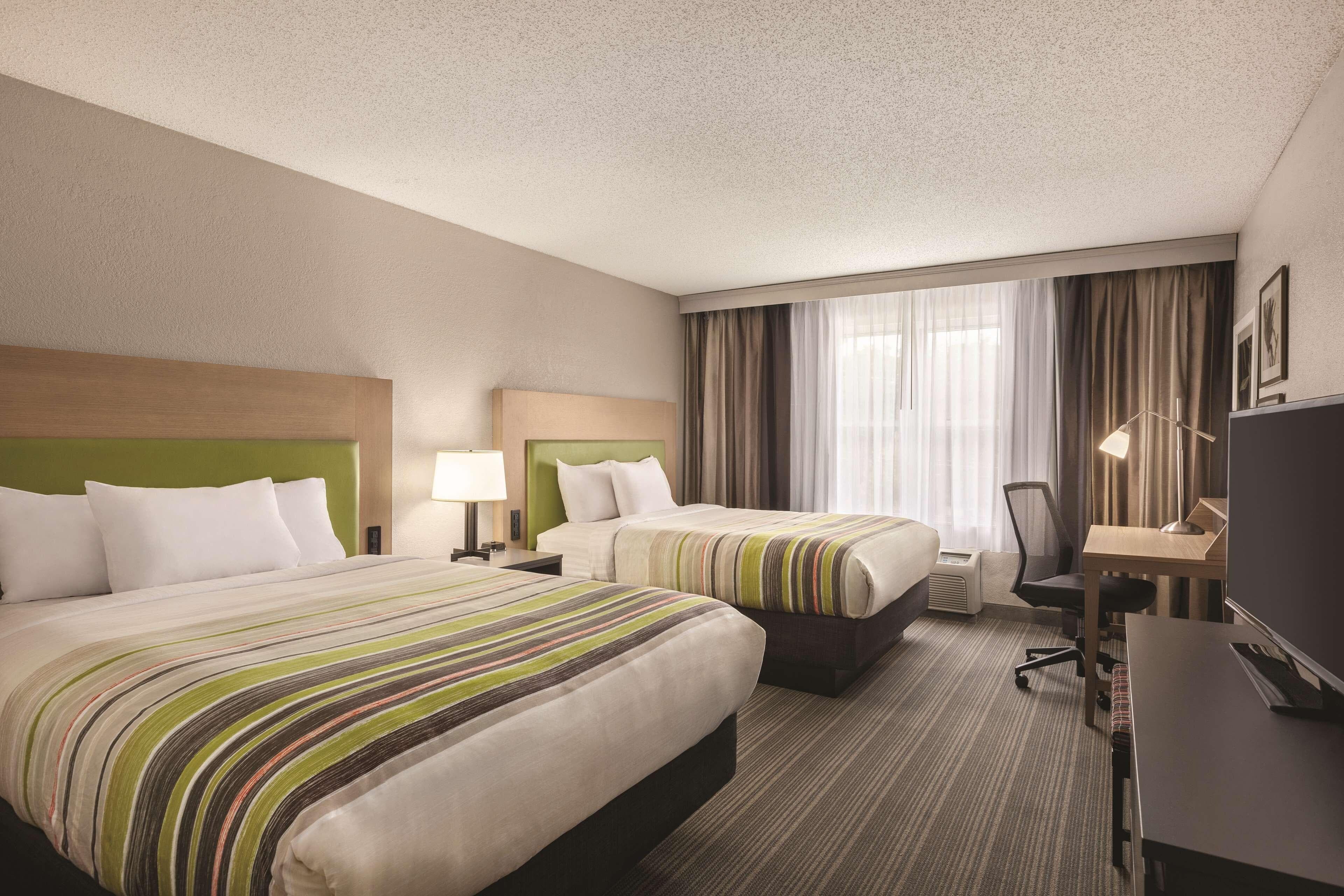 Country Inn & Suites by Radisson, Beaufort West, SC — 11