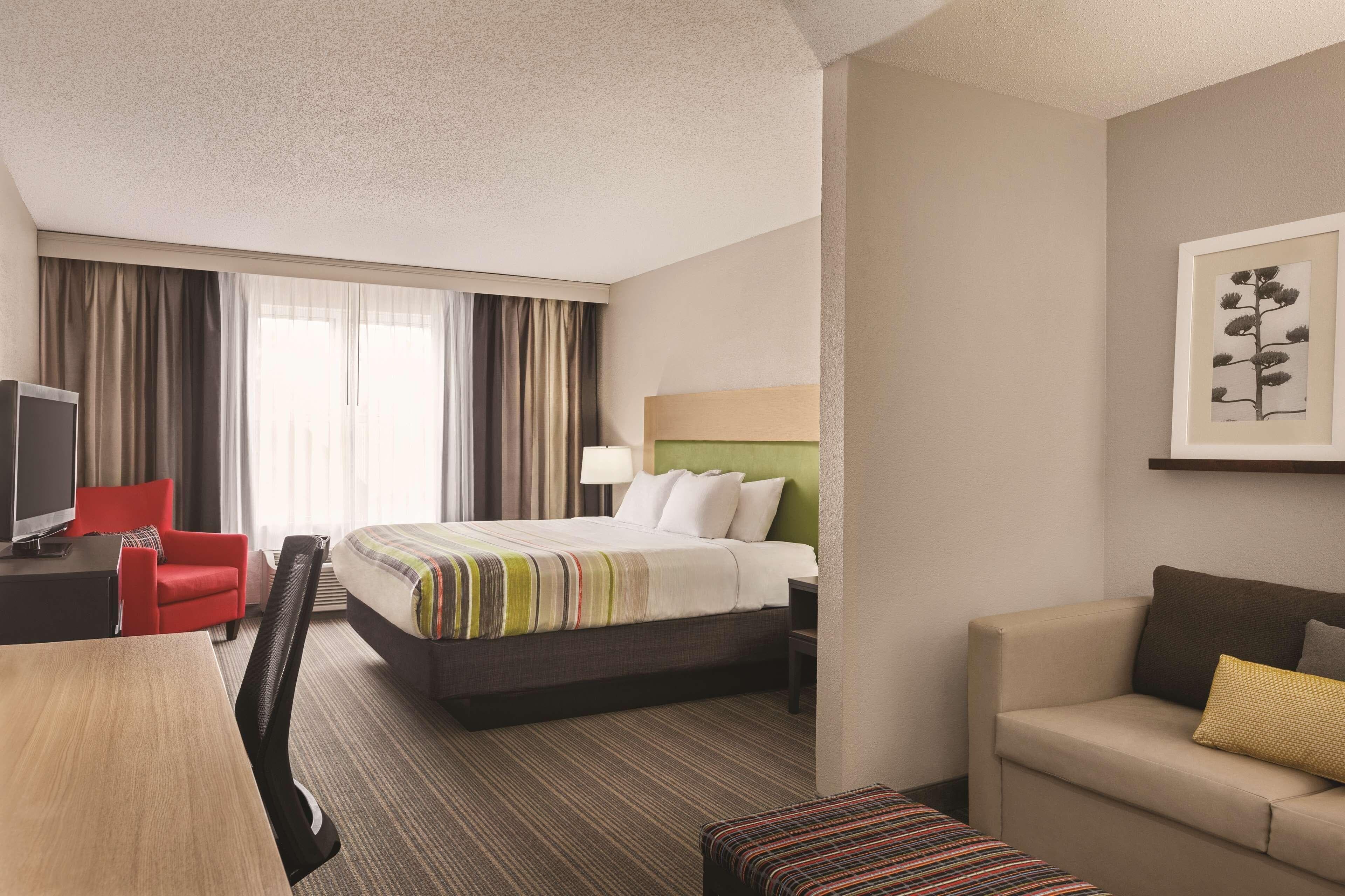 Country Inn & Suites by Radisson, Beaufort West, SC — 10