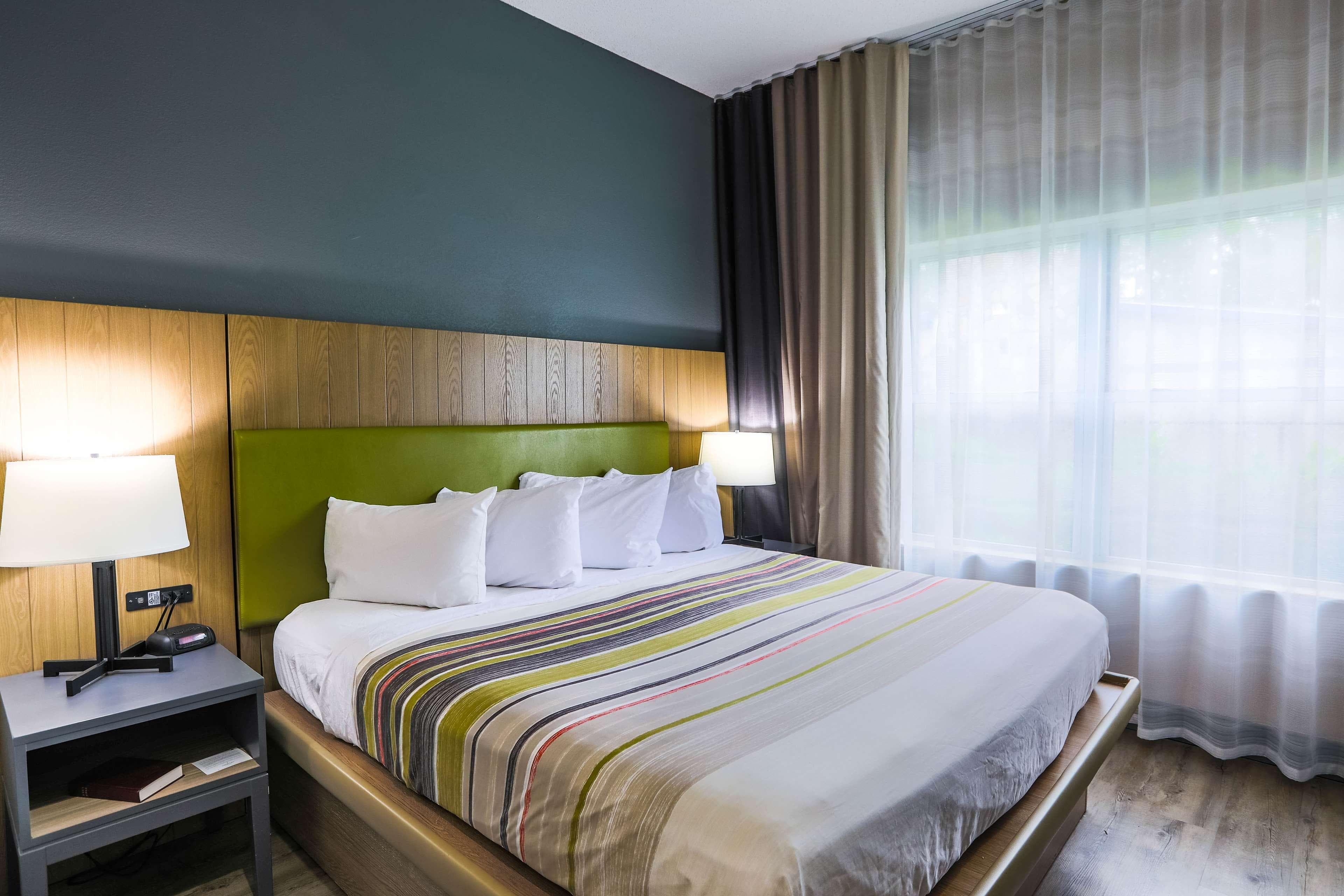 Country Inn & Suites by Radisson, Myrtle Beach, SC — 11
