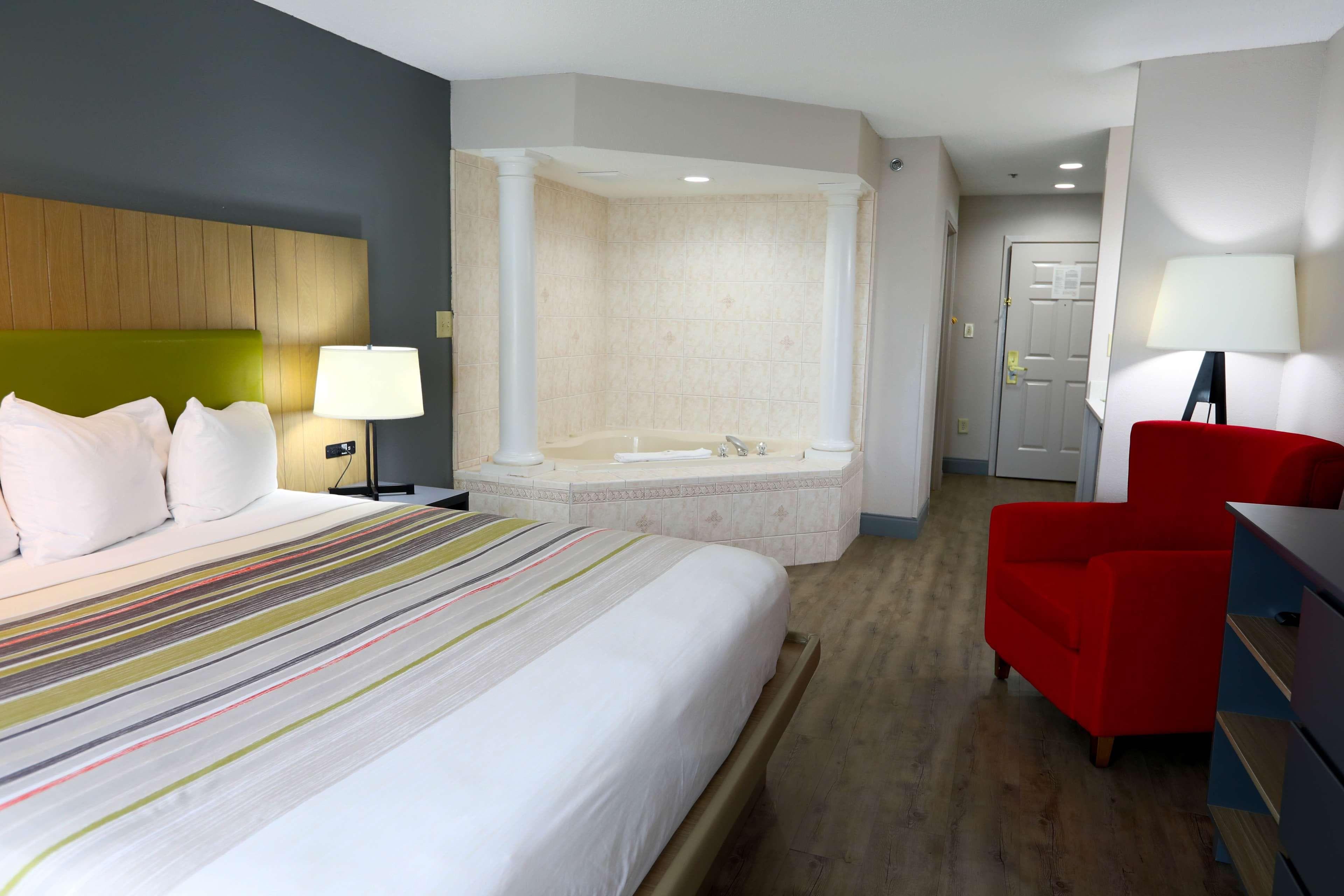 Country Inn & Suites by Radisson, Myrtle Beach, SC — 17