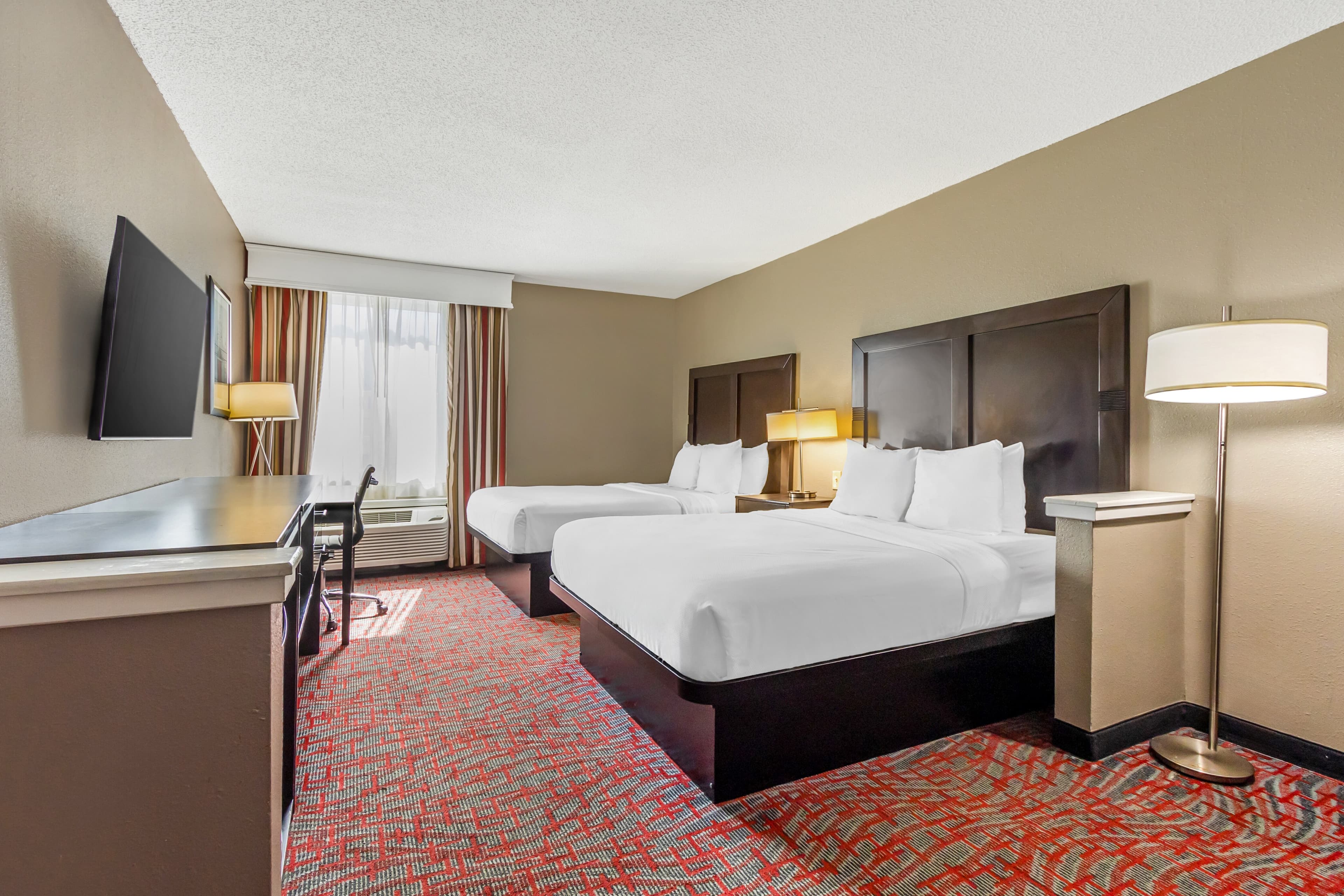 Comfort Inn & Suites North Charleston - Northwoods — 22