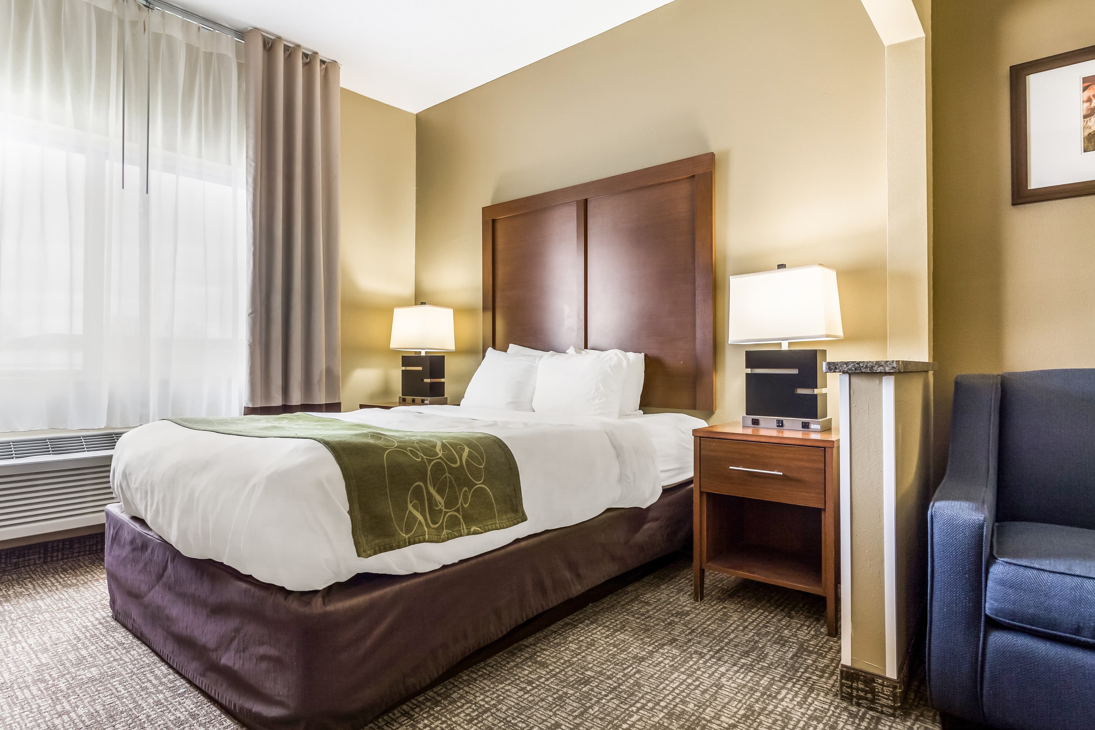 Comfort Suites Sioux Falls Mall District - Image 4