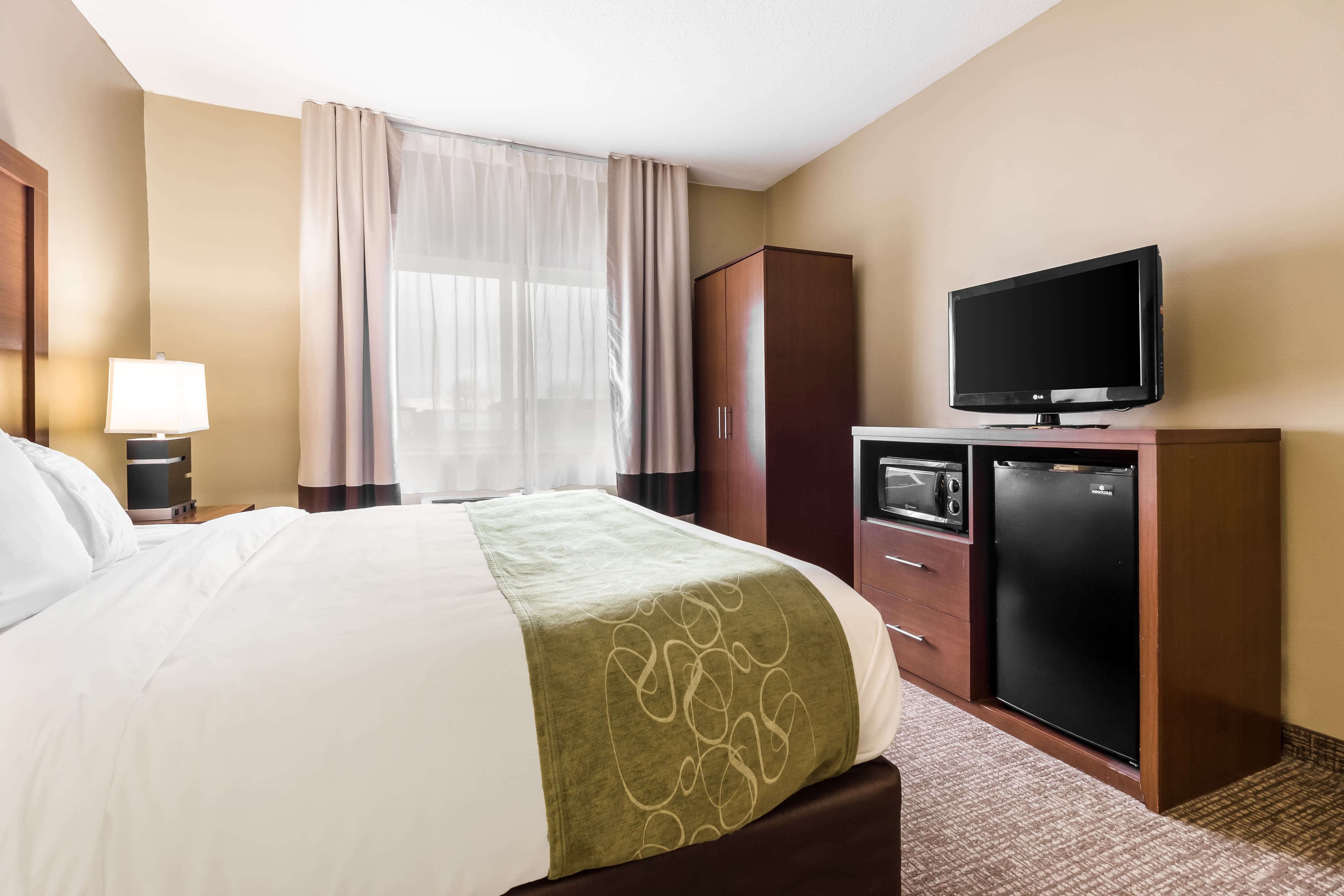 Comfort Suites Sioux Falls Mall District — 7