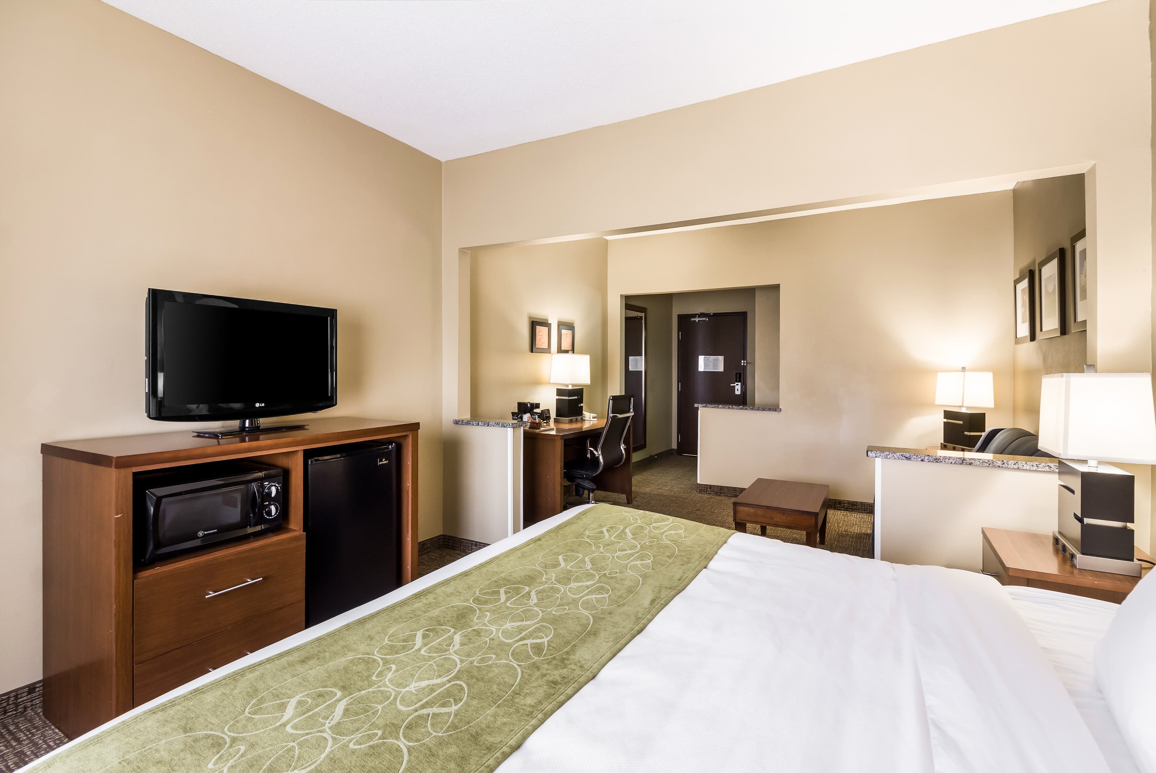 Comfort Suites Sioux Falls Mall District — 8