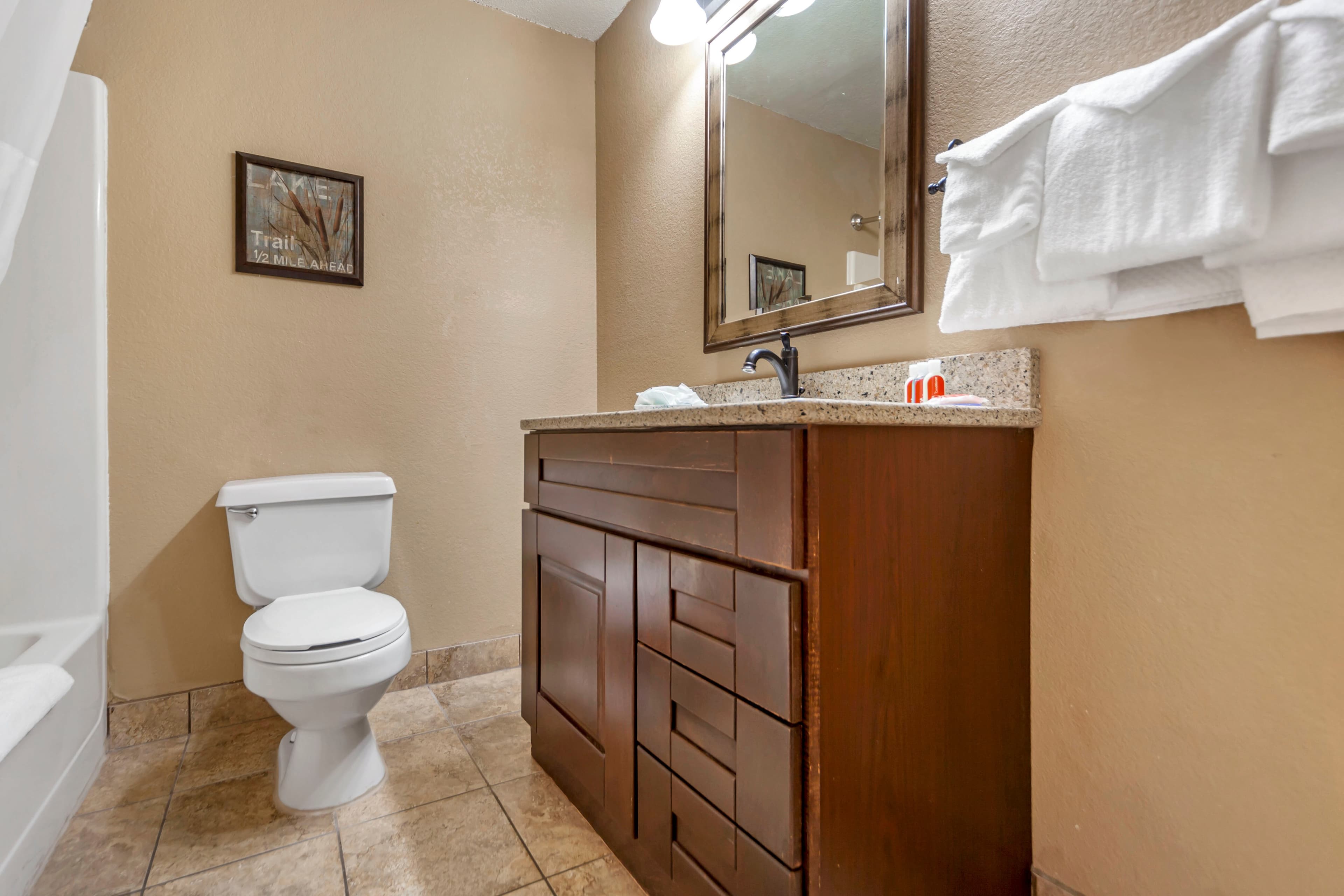 Econo Lodge Black Hills — 32