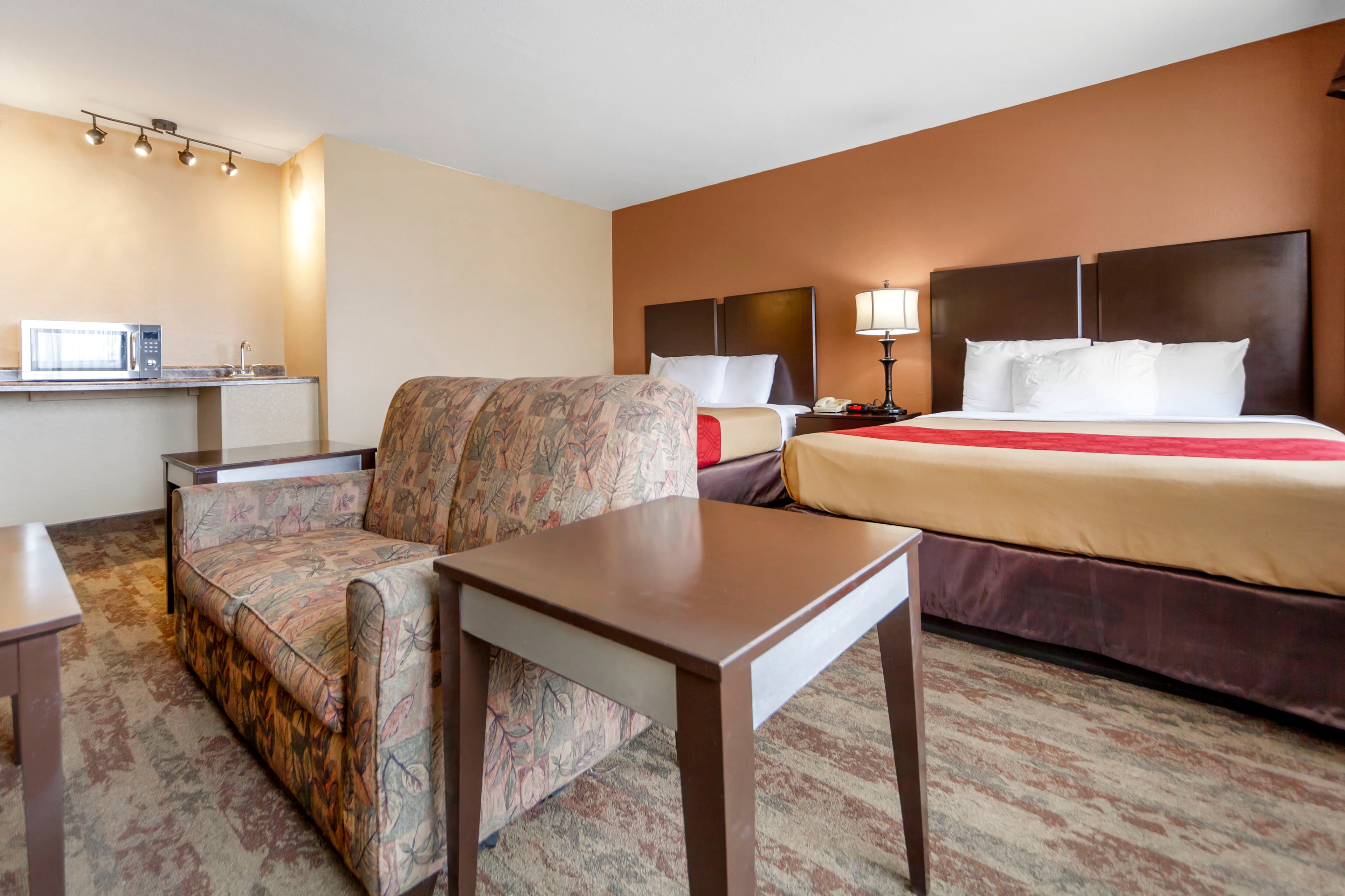 Econo Lodge Black Hills — 34