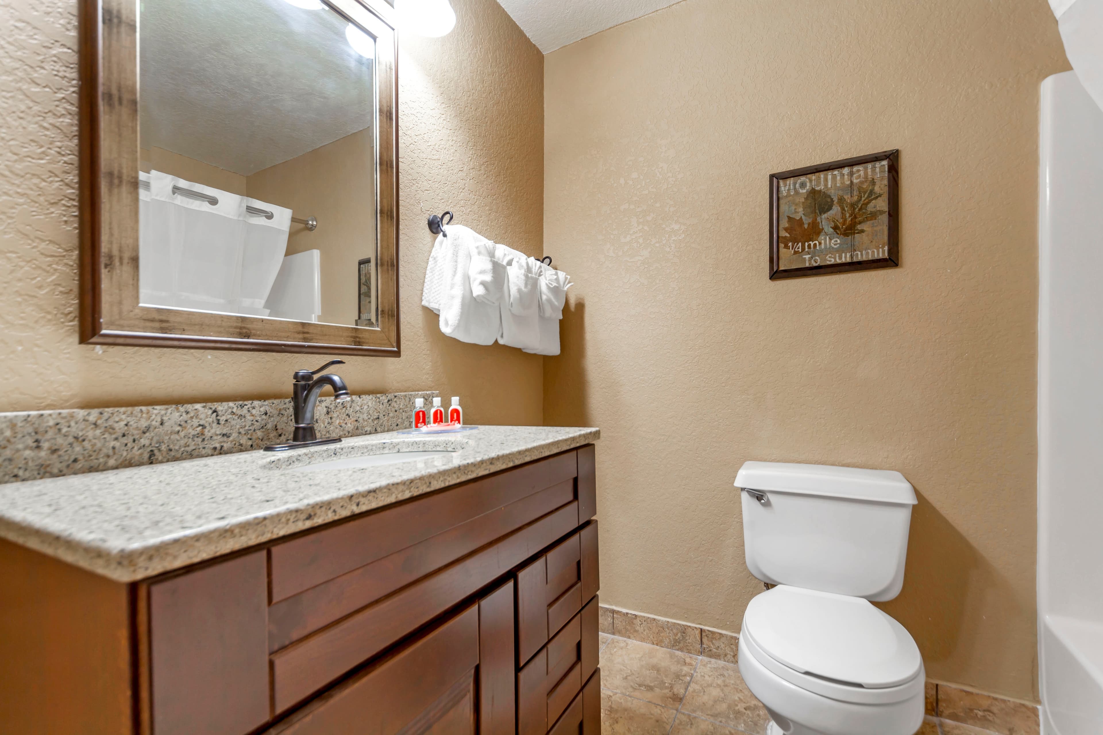Econo Lodge Black Hills — 6