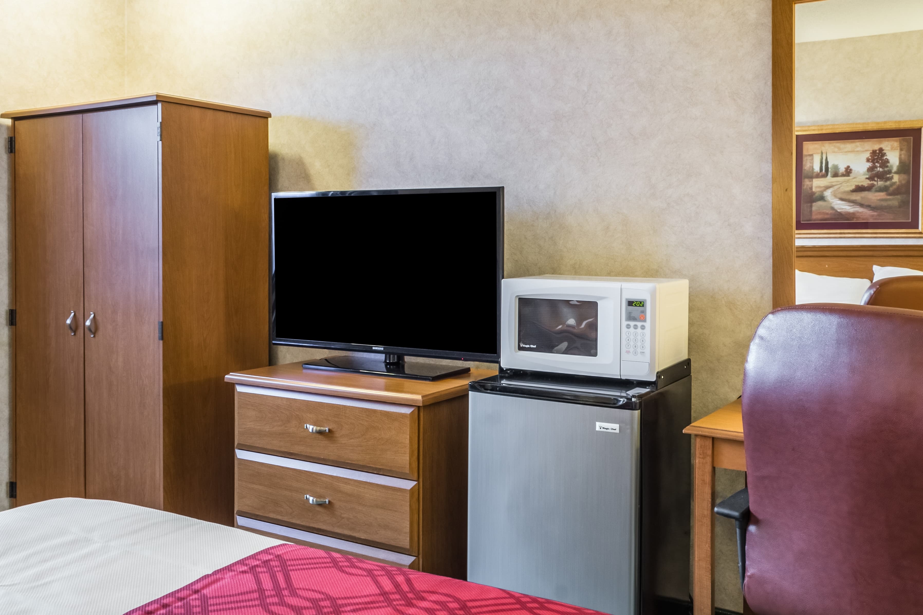 Econo Lodge Sioux Falls North - Image 3