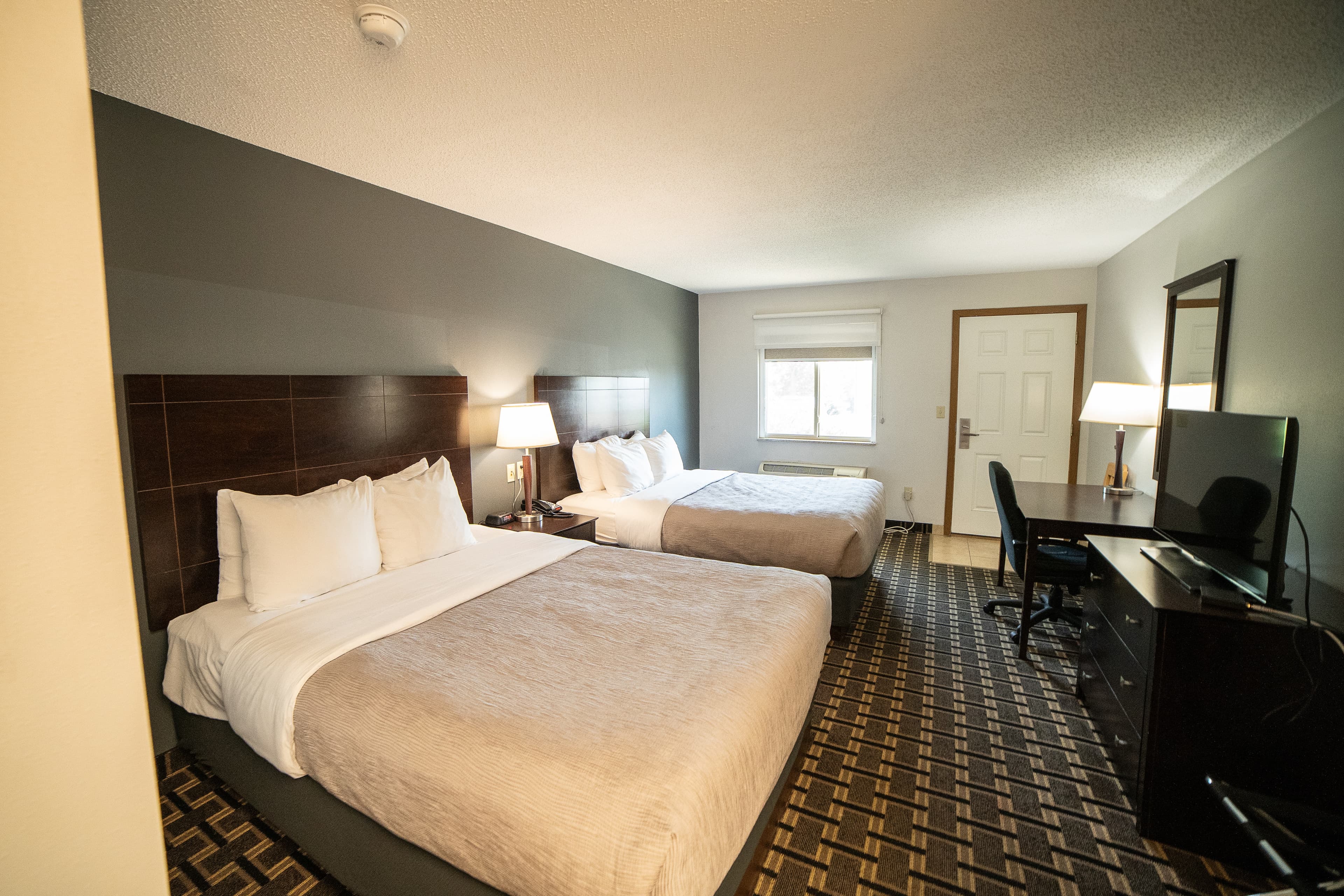 Quality Inn & Suites Watertown near Prairie Lakes Ice Arena — 20
