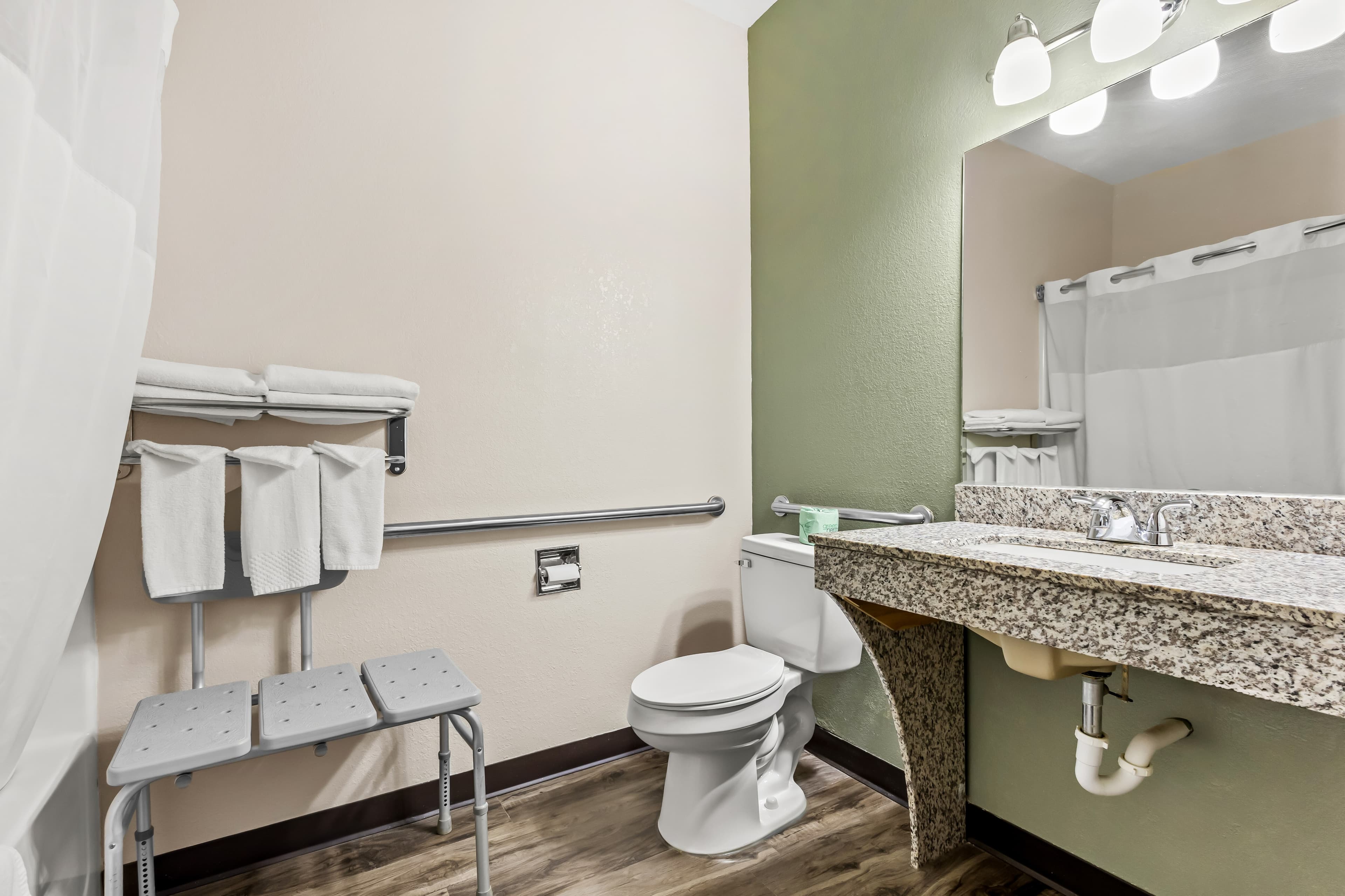 Quality Inn Brookings-University — 10