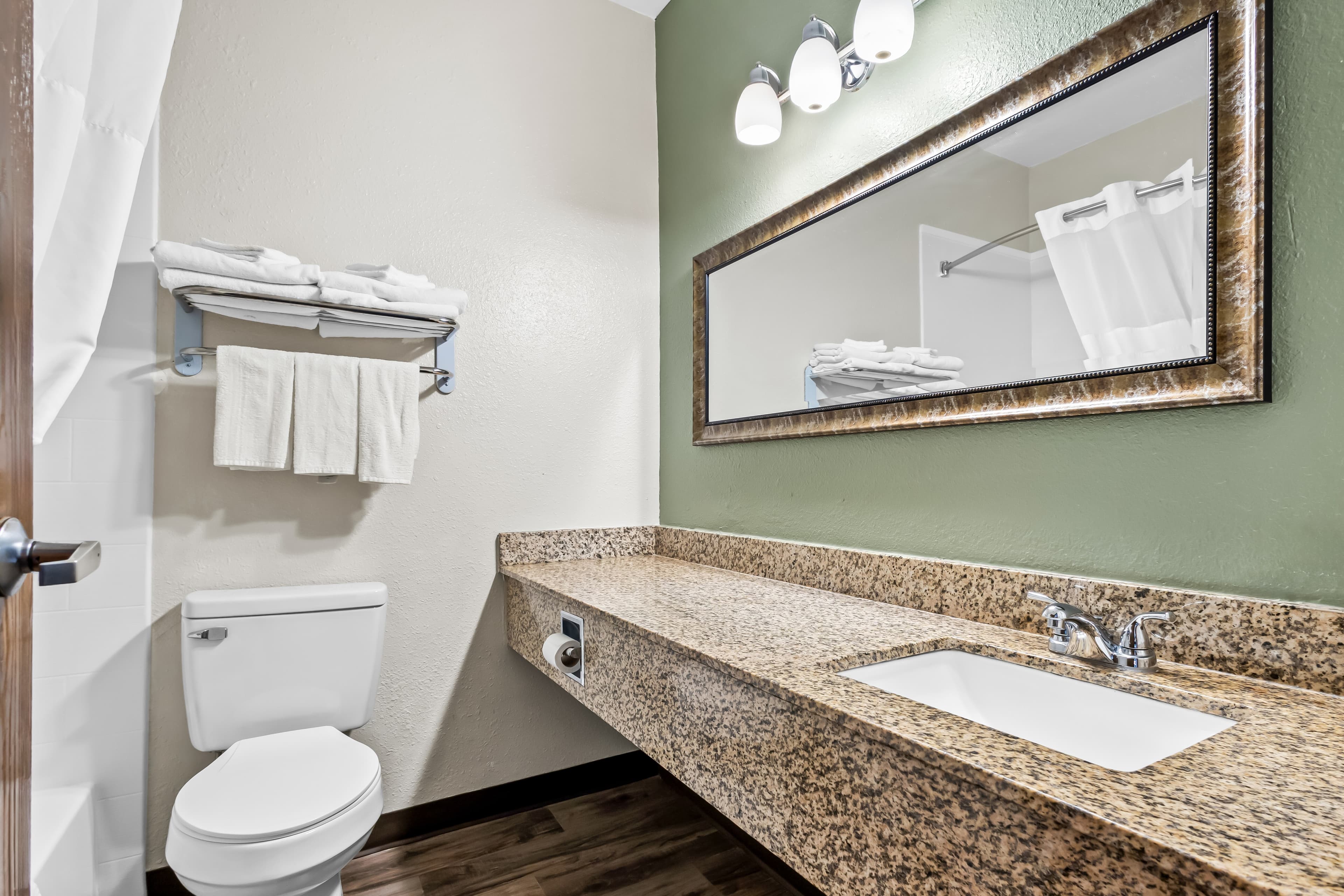 Quality Inn Brookings-University — 19