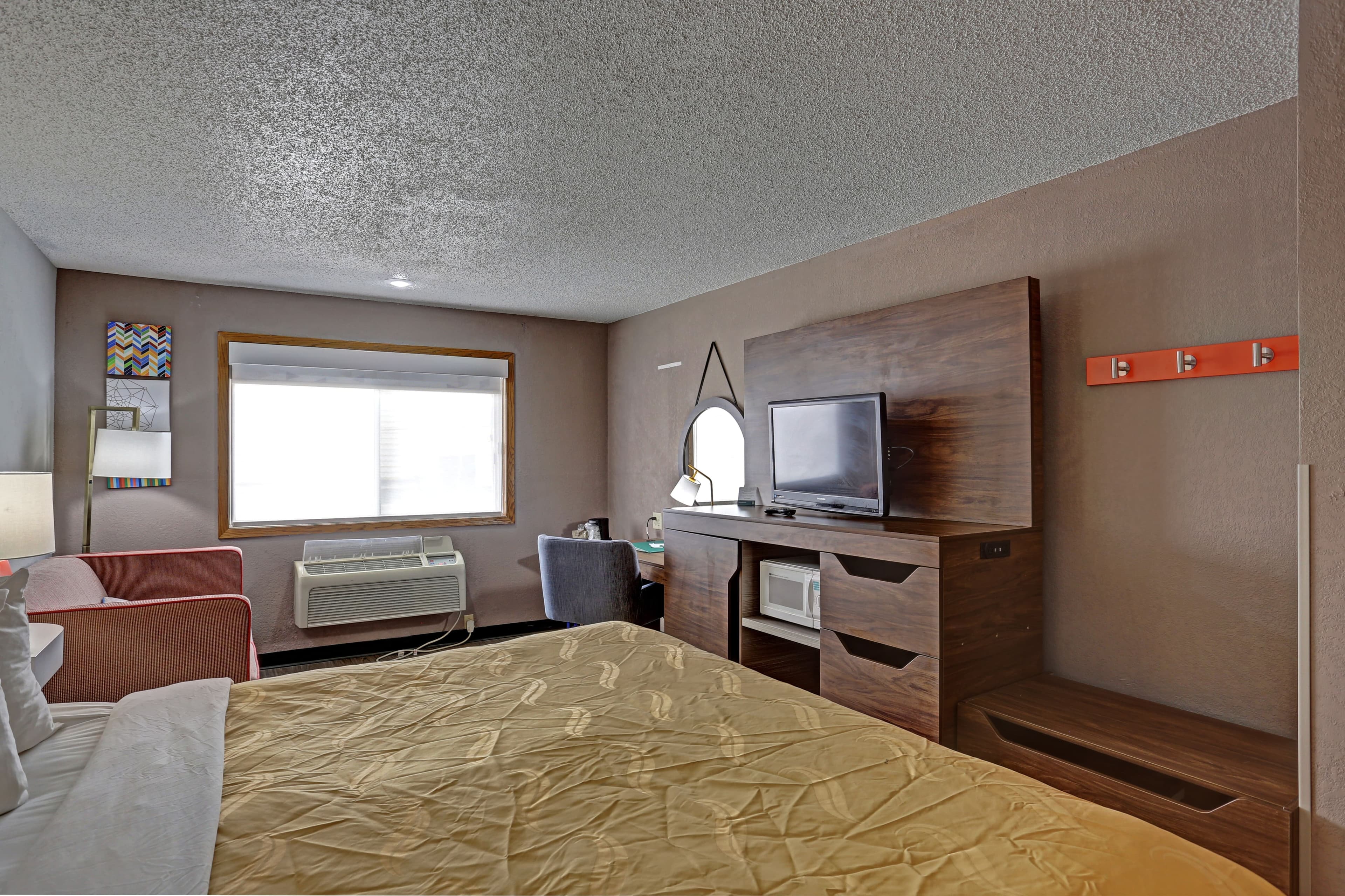 Quality Inn Pierre-Fort Pierre - Image 1