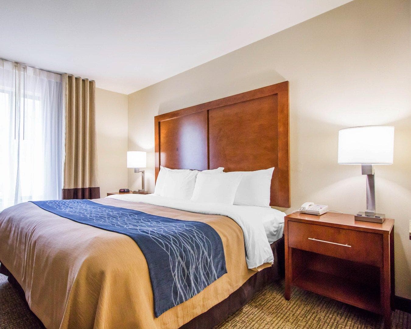 Comfort Inn & Suites Deadwood - Image 2