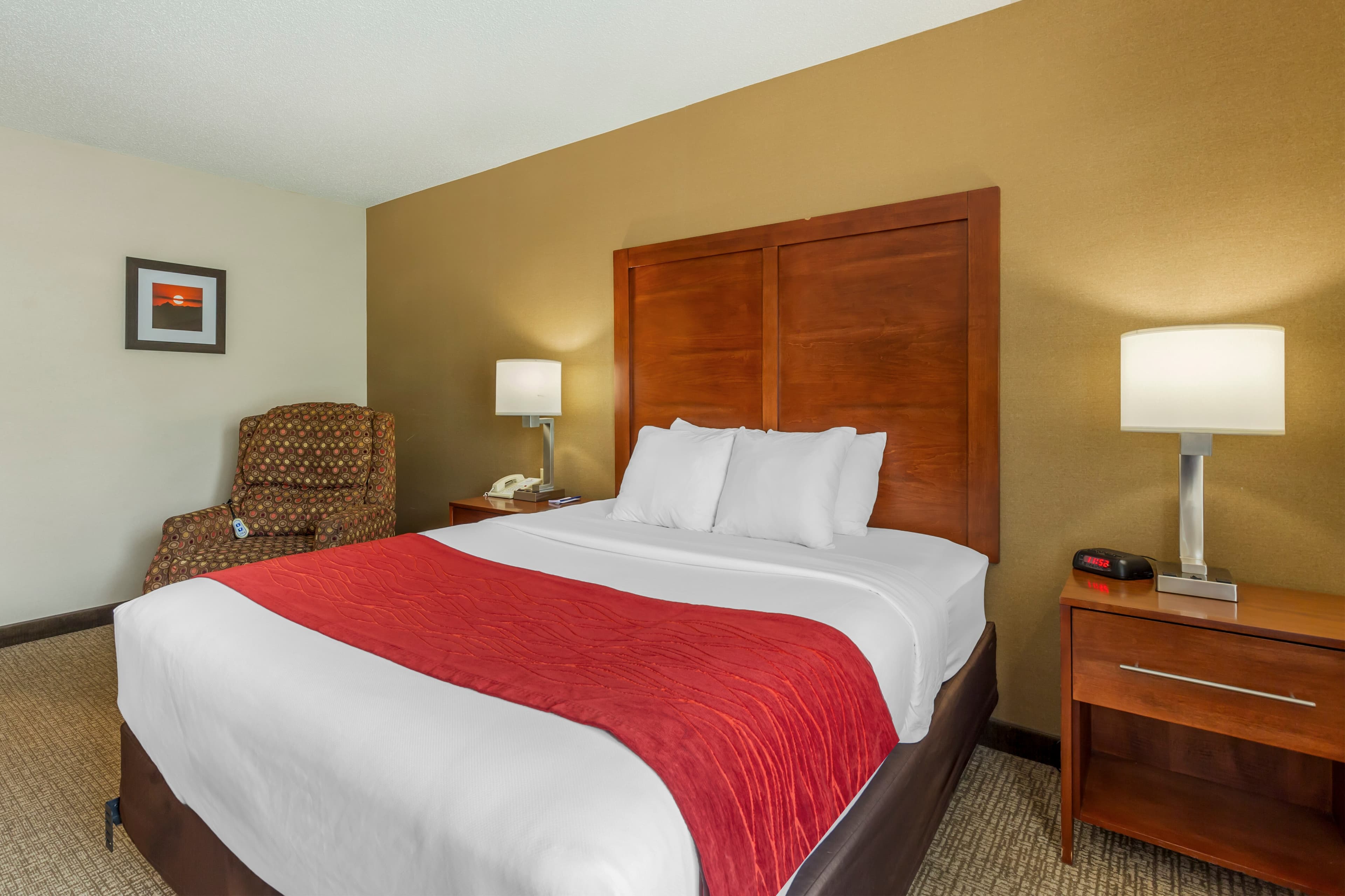 Comfort Inn & Suites Rapid City South - Mt Rushmore Gateway — 3