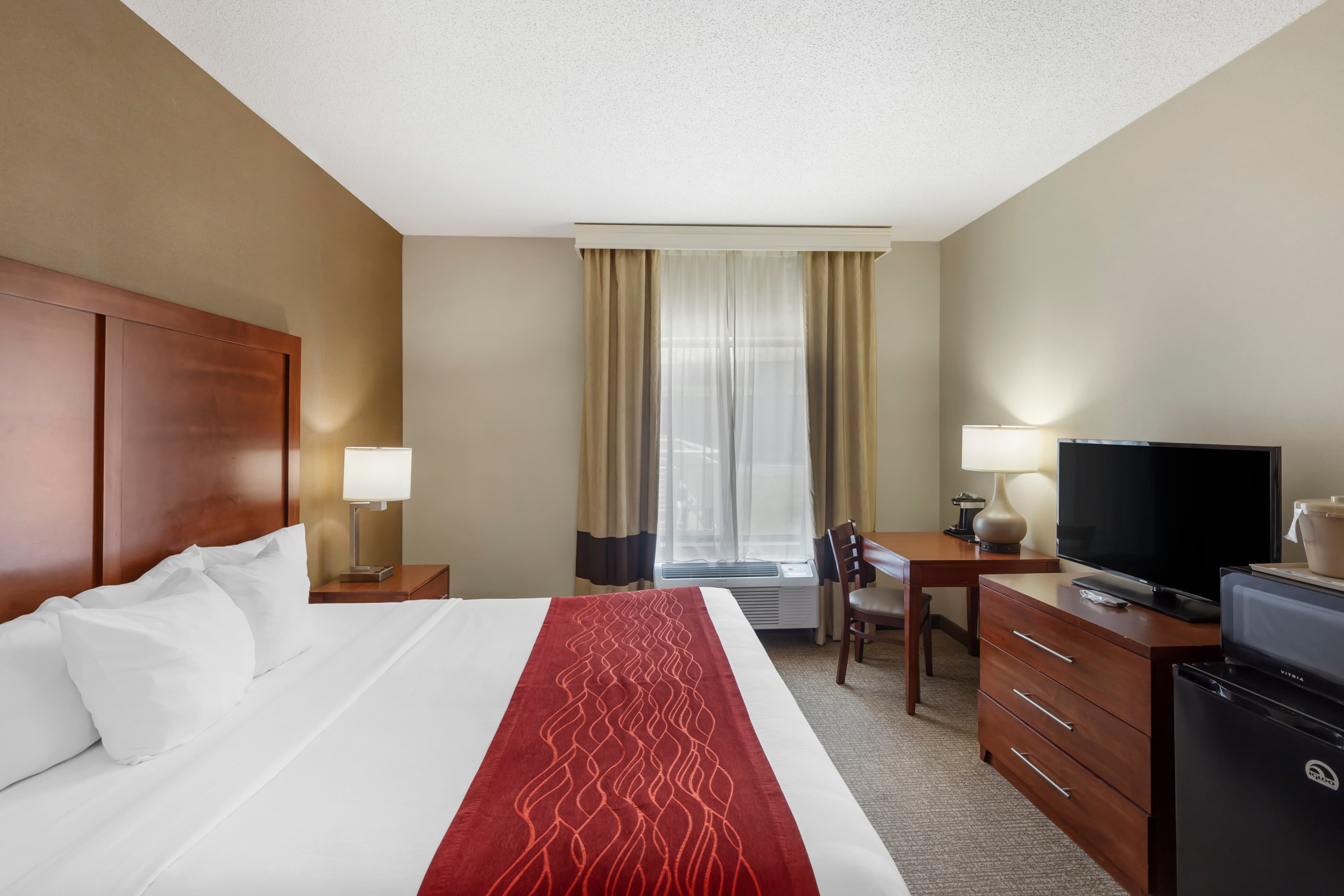 Comfort Inn & Suites Rapid City South - Mt Rushmore Gateway — 7