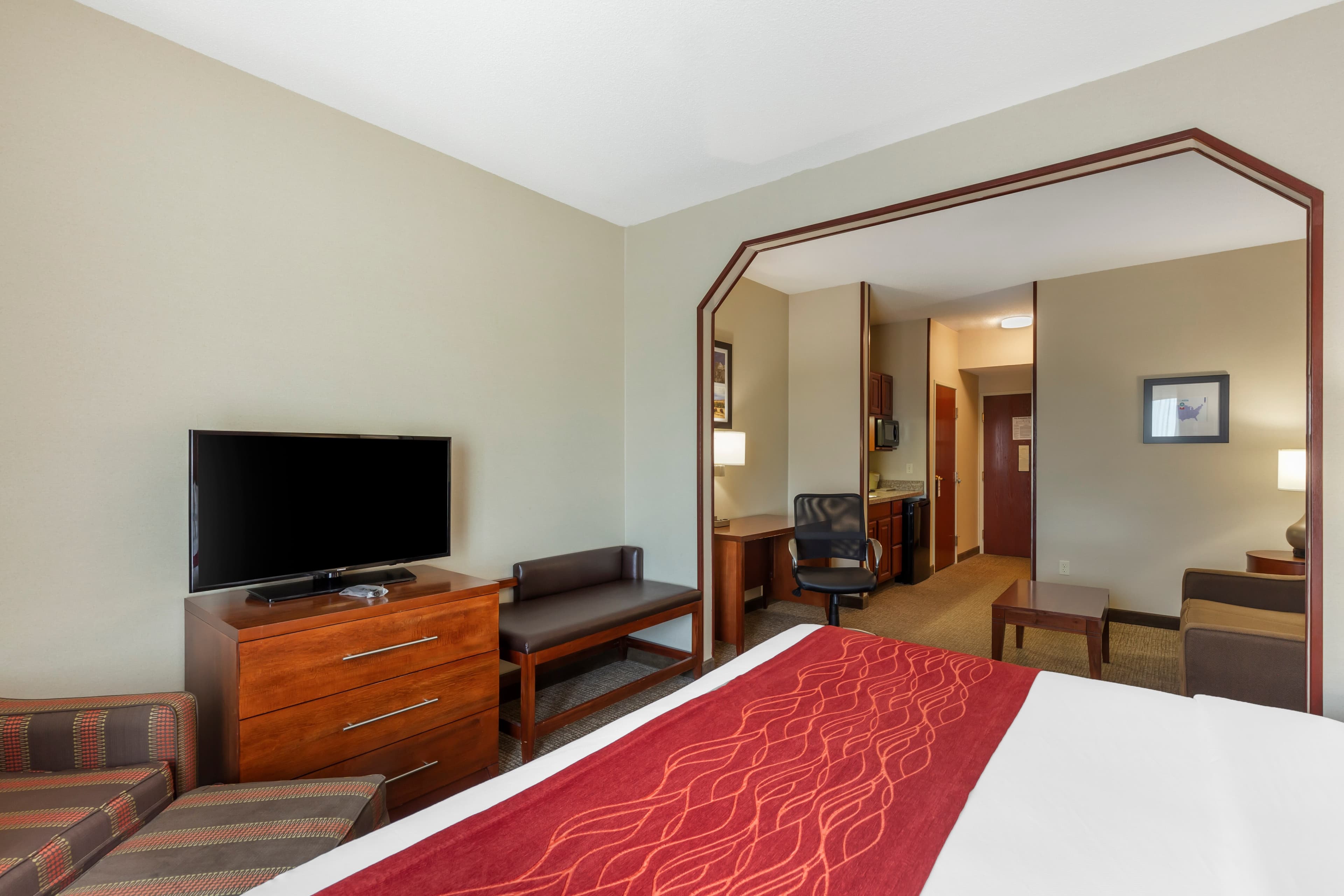 Comfort Inn & Suites Rapid City South - Mt Rushmore Gateway — 15
