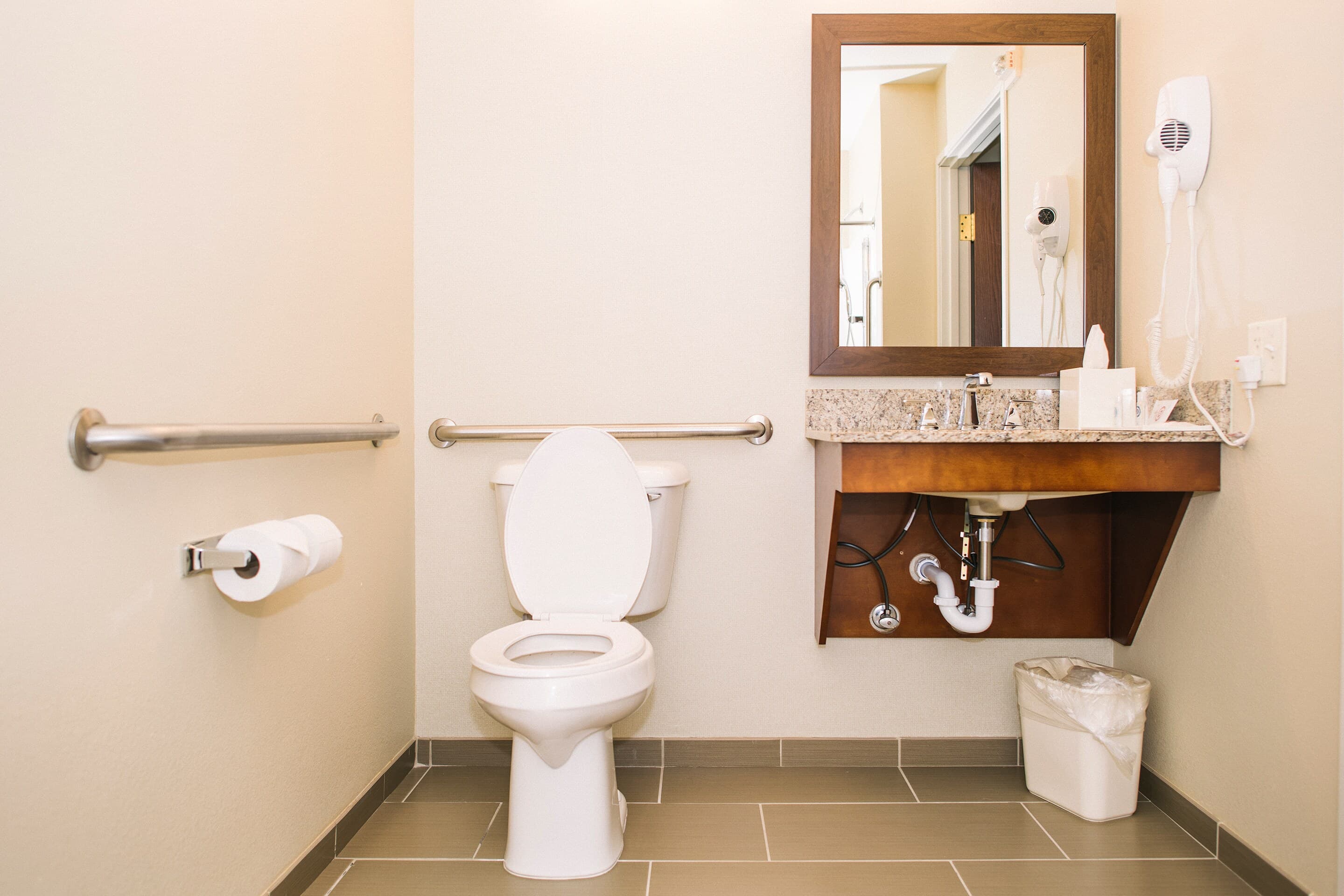 Comfort Inn & Suites Custer - Crazy Horse Area - Image 3