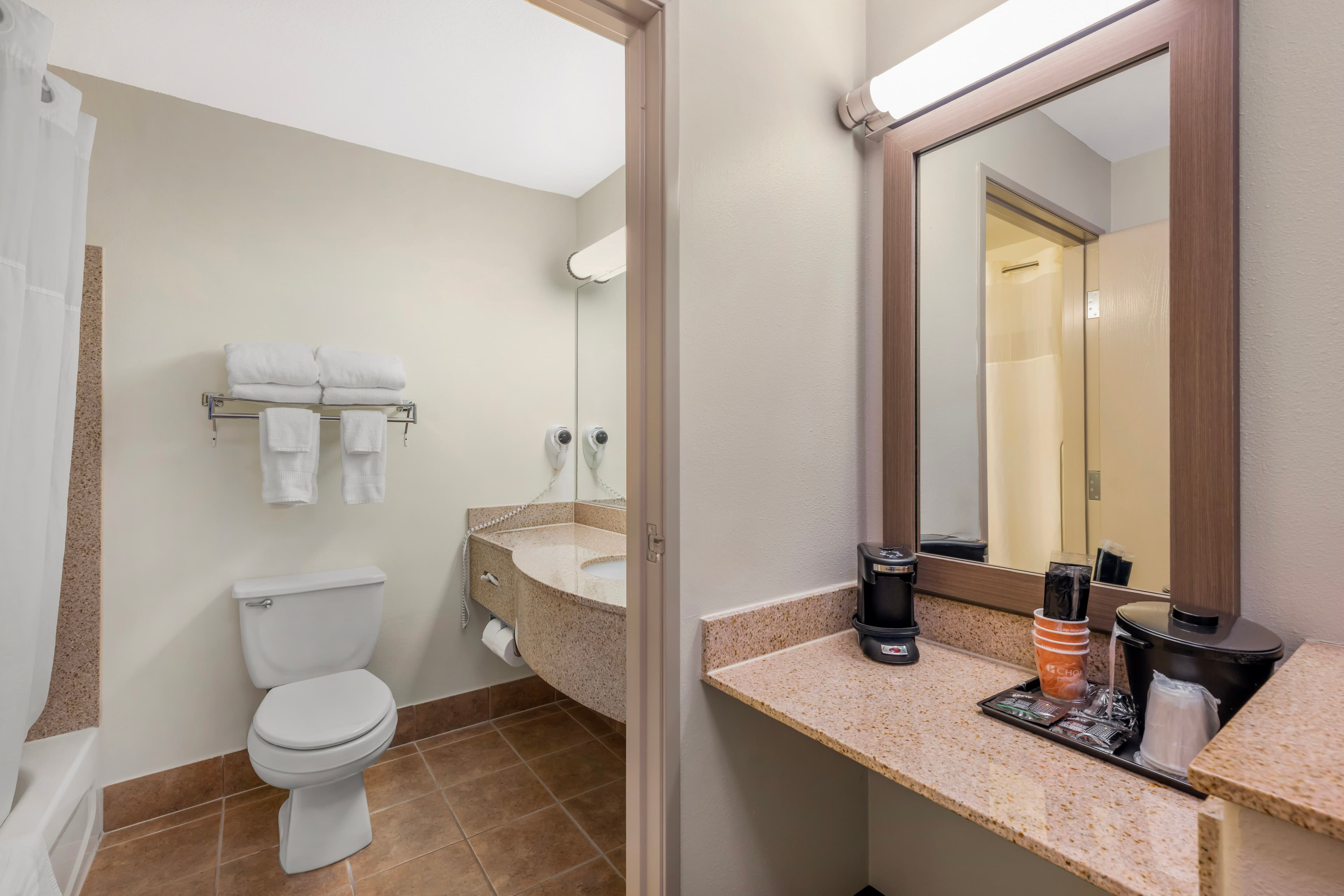 Clarion Pointe Sioux Falls Airport — 25