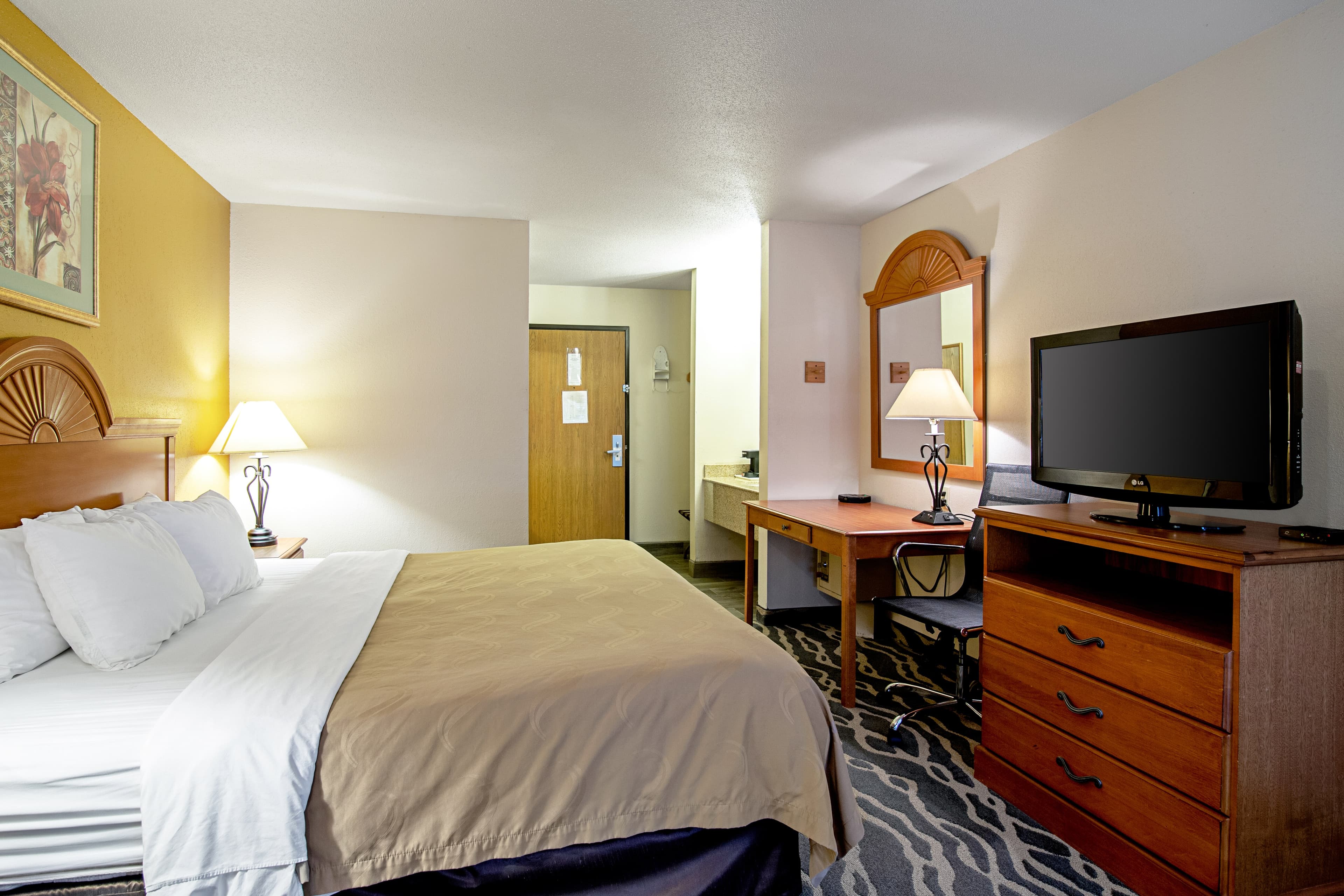 Quality Inn Huron — 6