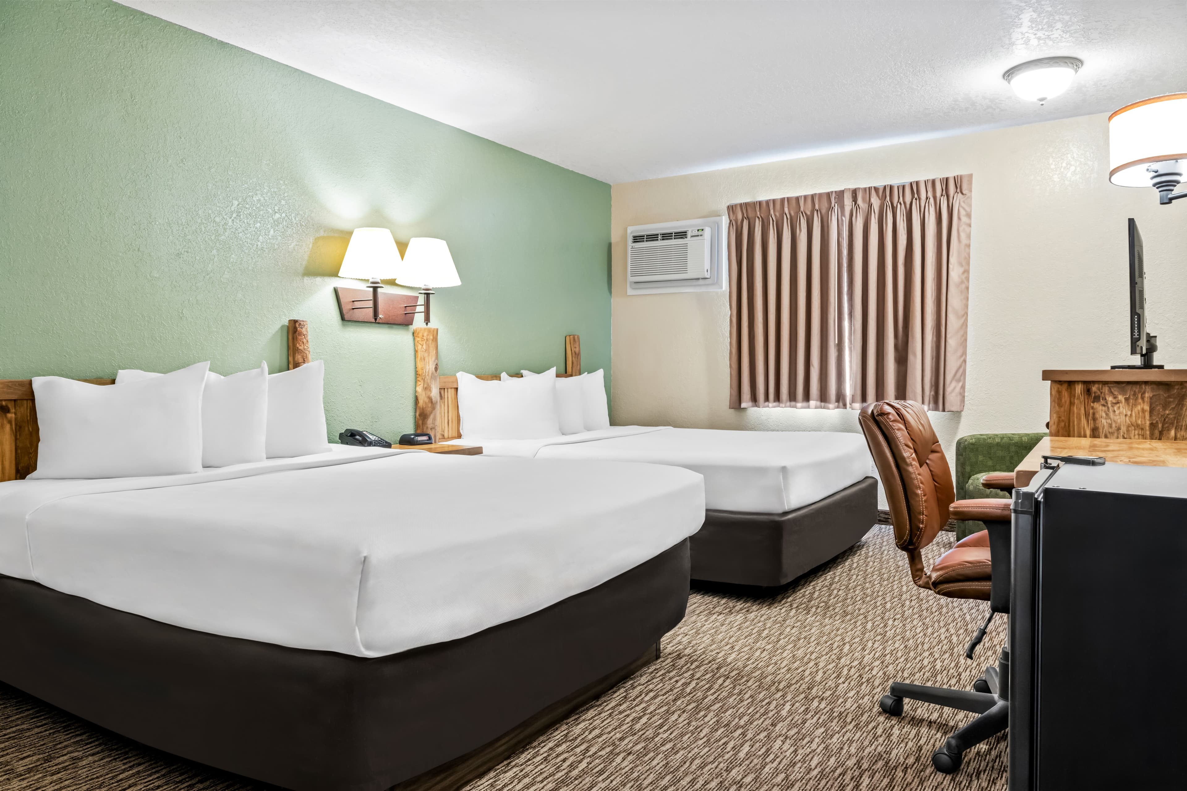 Econo Lodge Custer - Crazy Horse Area — 9