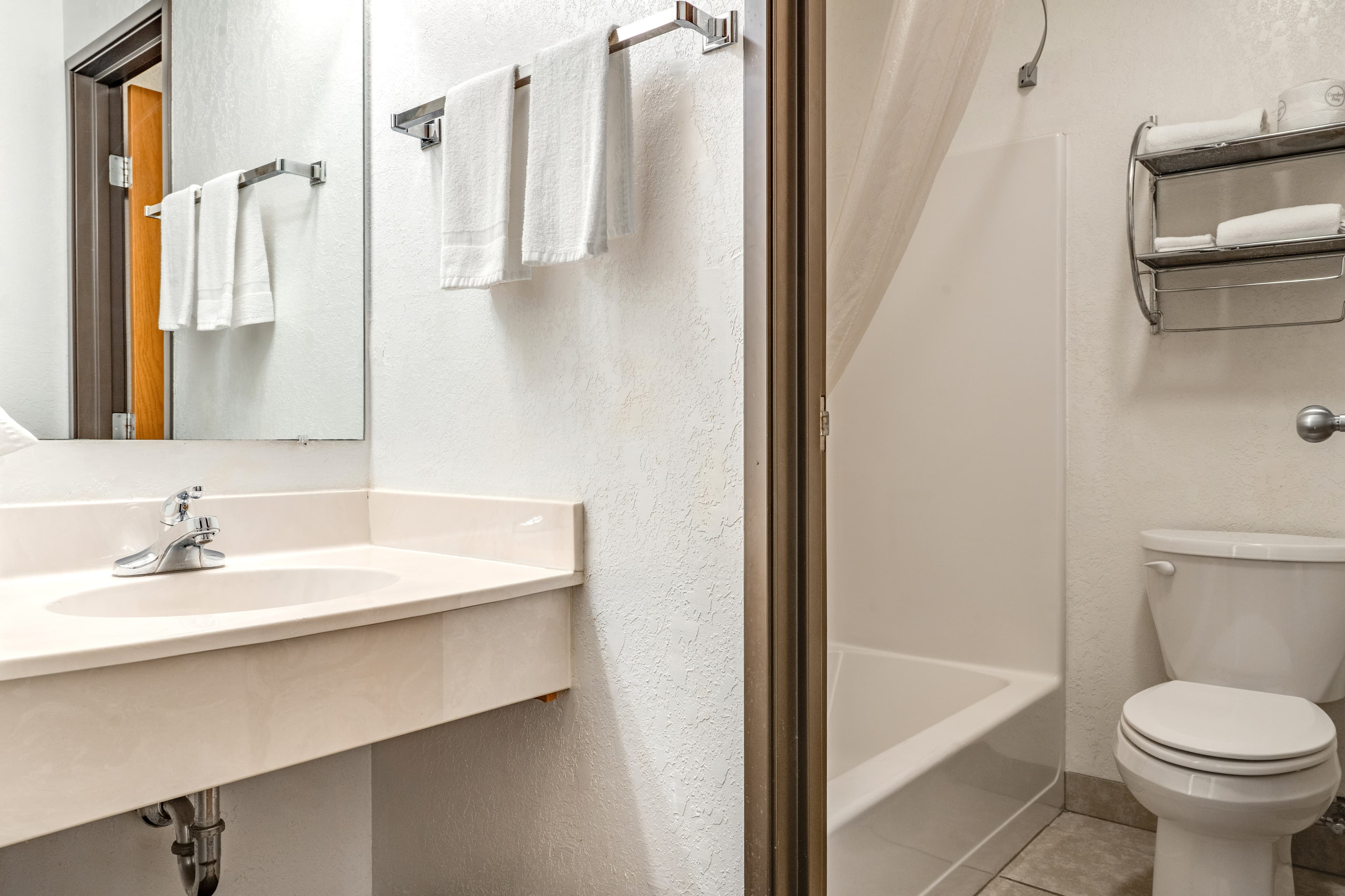 Econo Lodge Custer - Crazy Horse Area — 12