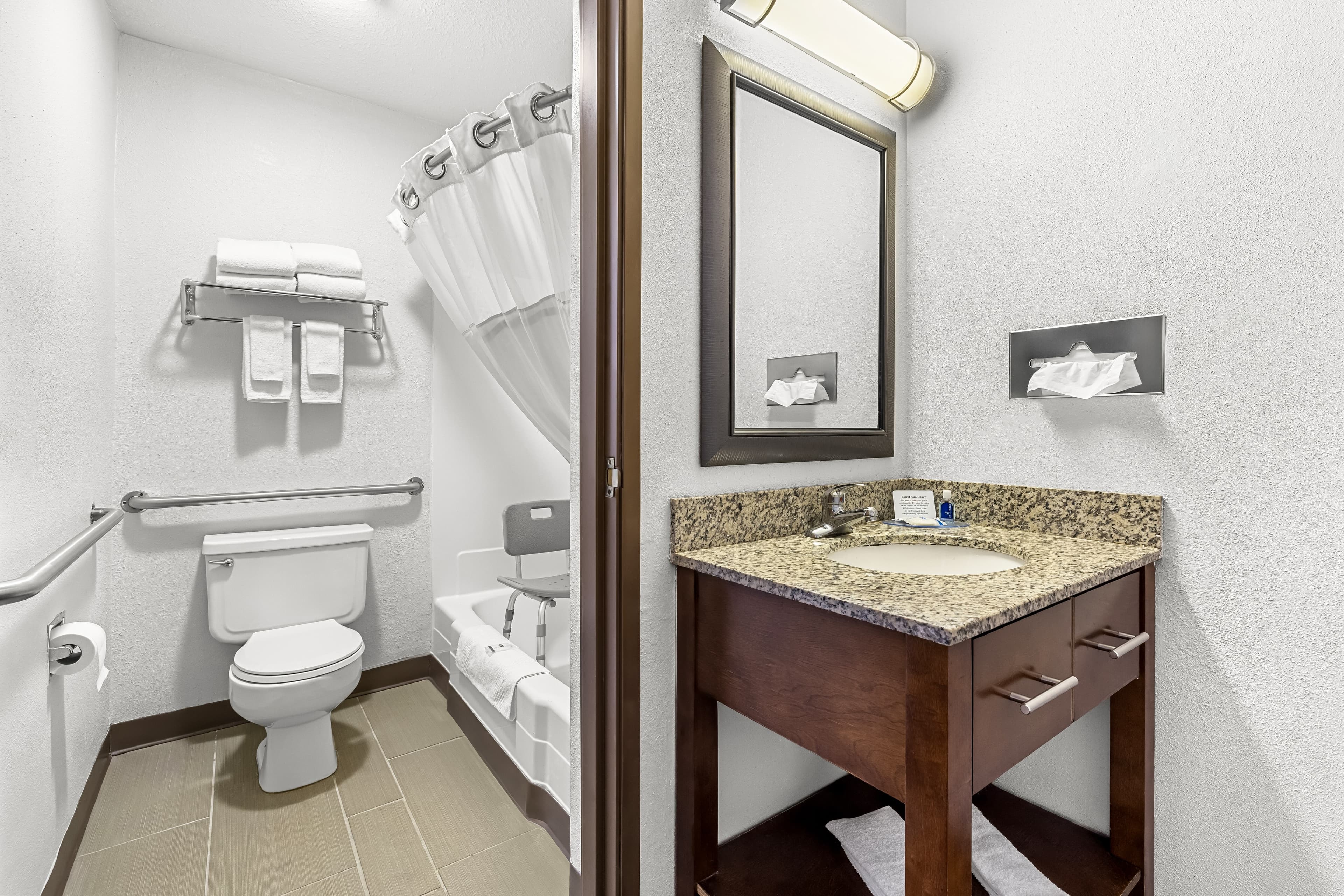 Rodeway Inn Rapid City North - Image 5