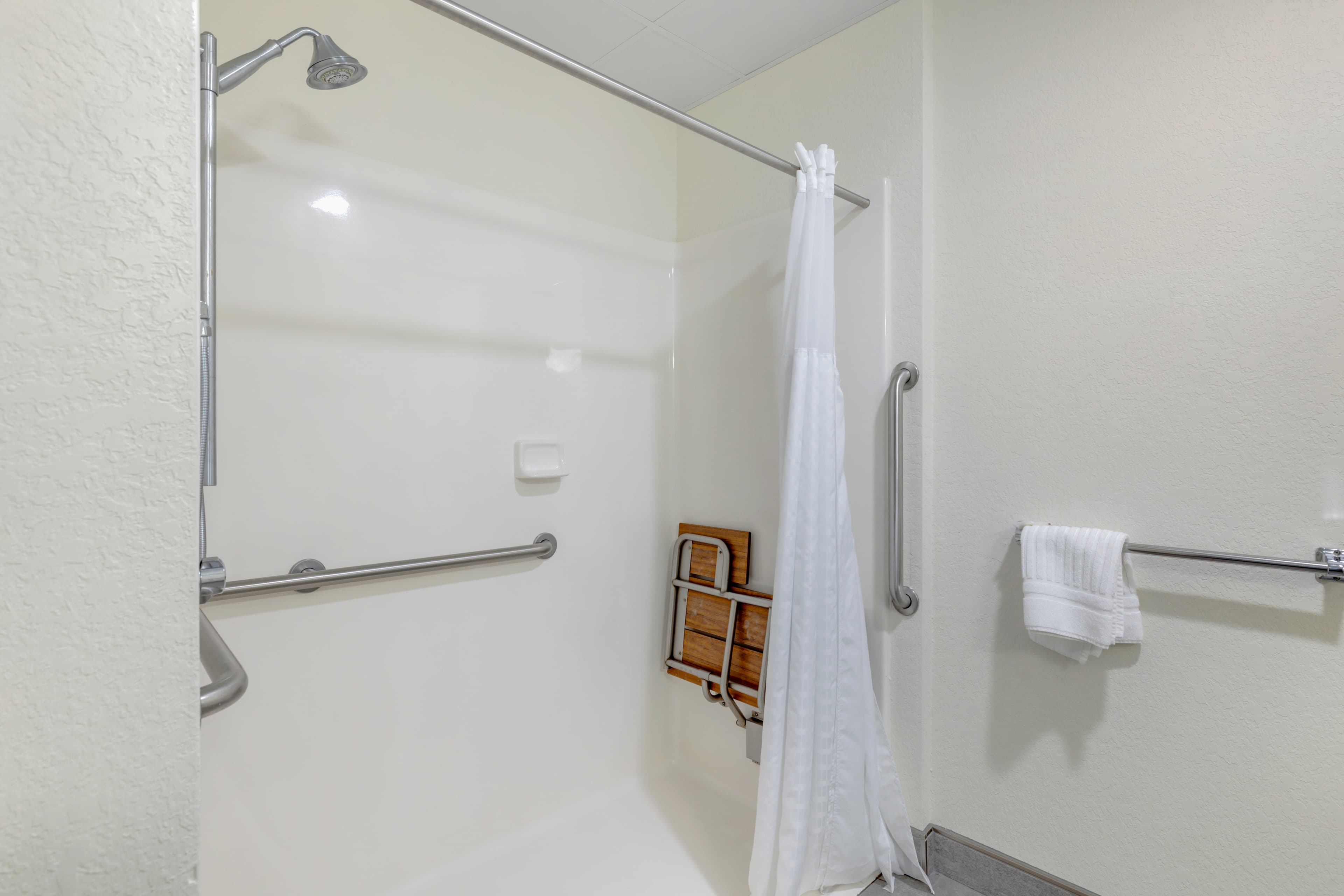 Comfort Inn & Suites Mt. Rushmore — 23