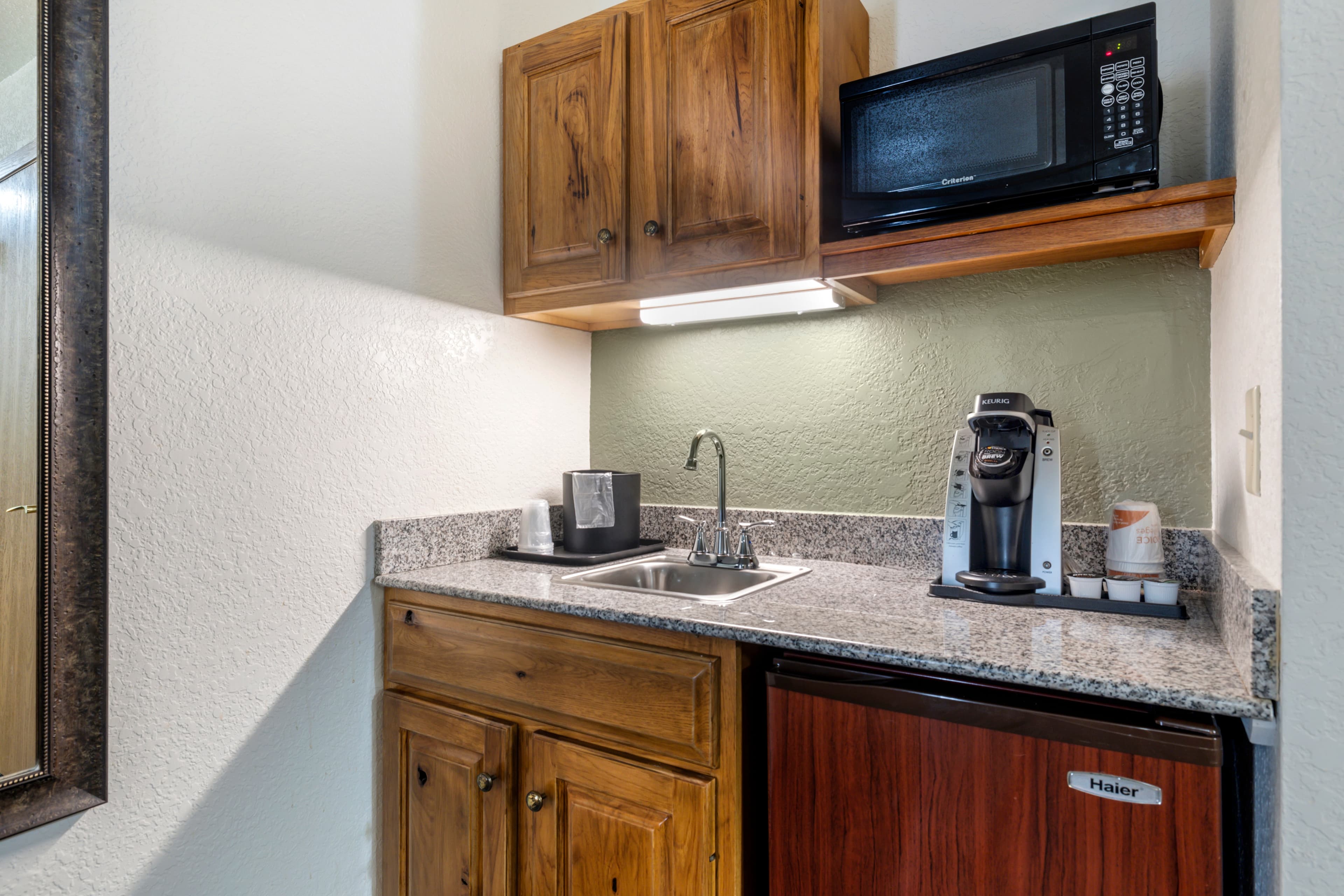 Comfort Inn & Suites Mt. Rushmore — 13