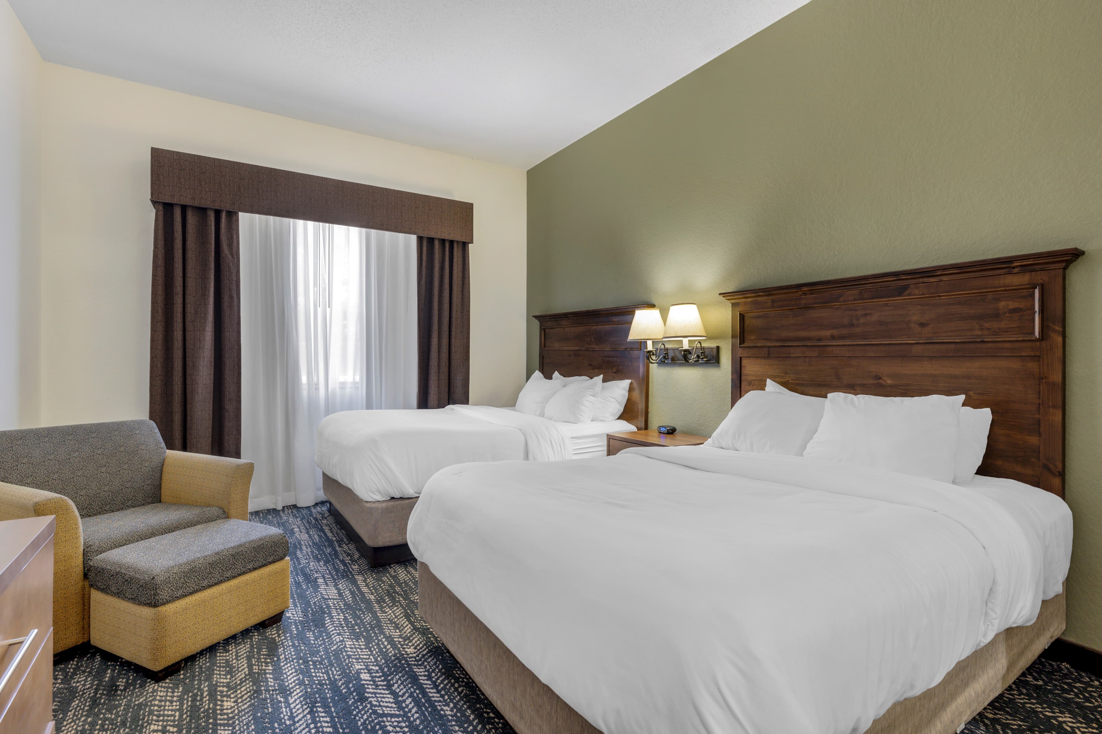 Comfort Inn & Suites Mt. Rushmore — 18