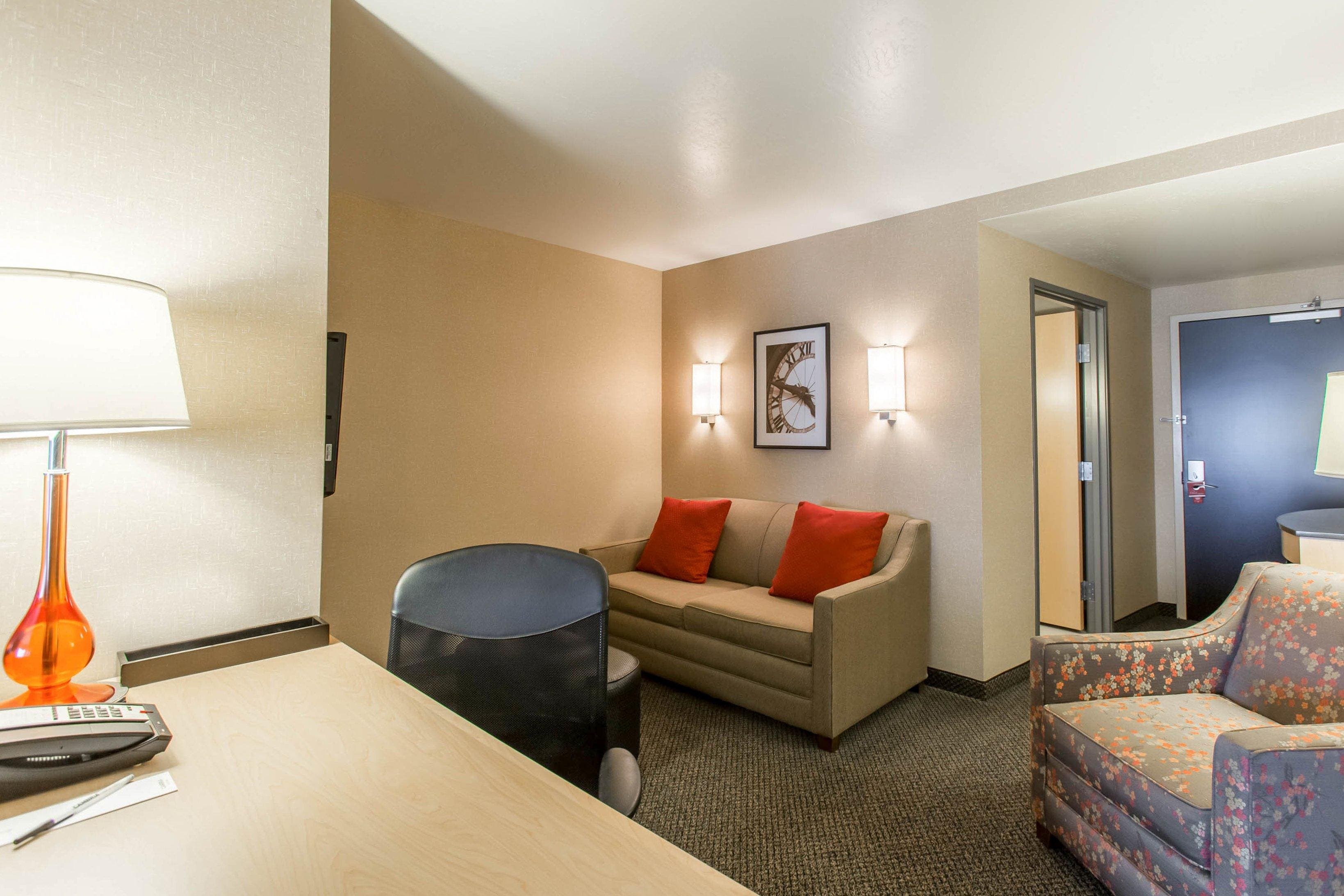 Cambria Hotel Rapid City near Mount Rushmore — 22