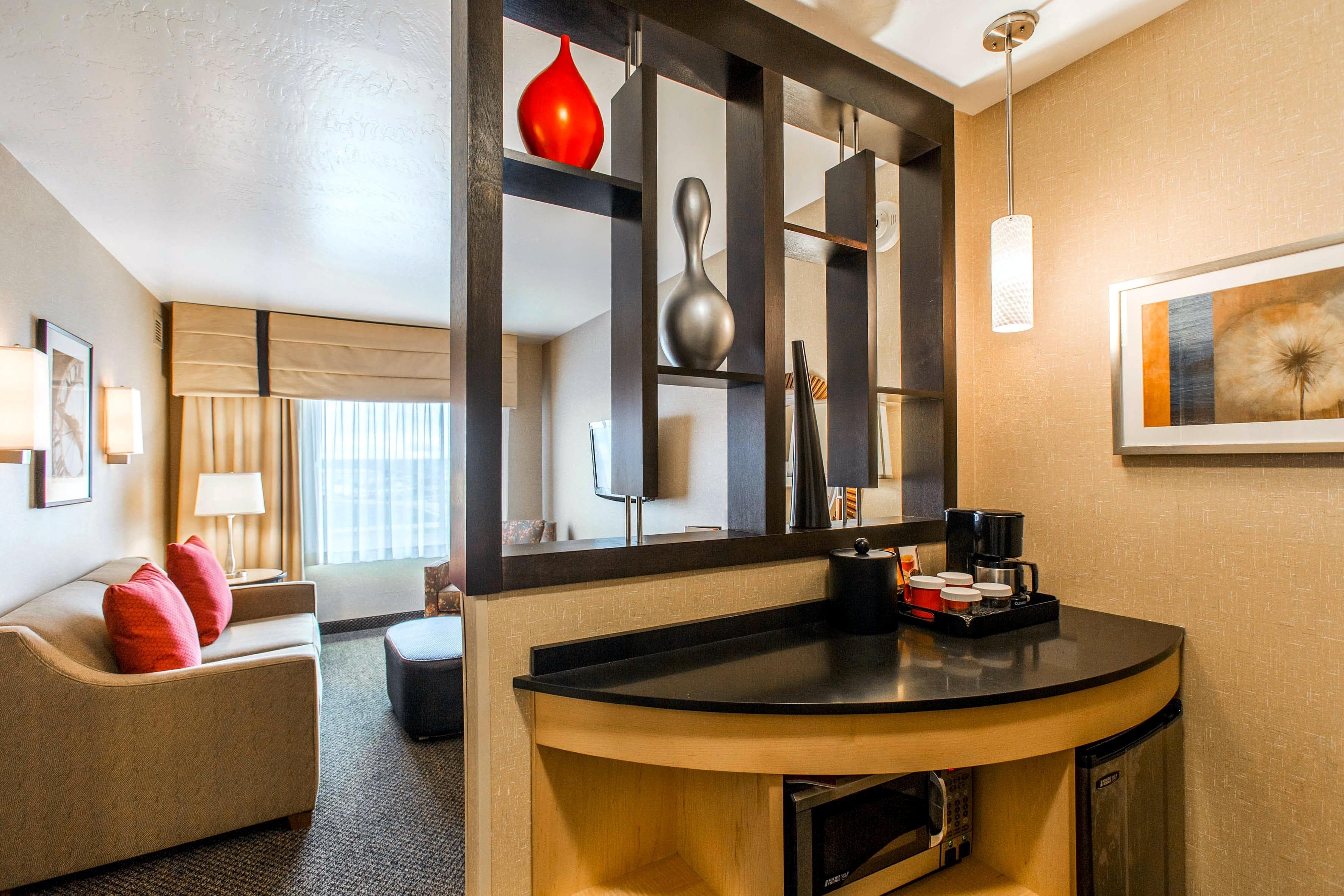Cambria Hotel Rapid City near Mount Rushmore — 10
