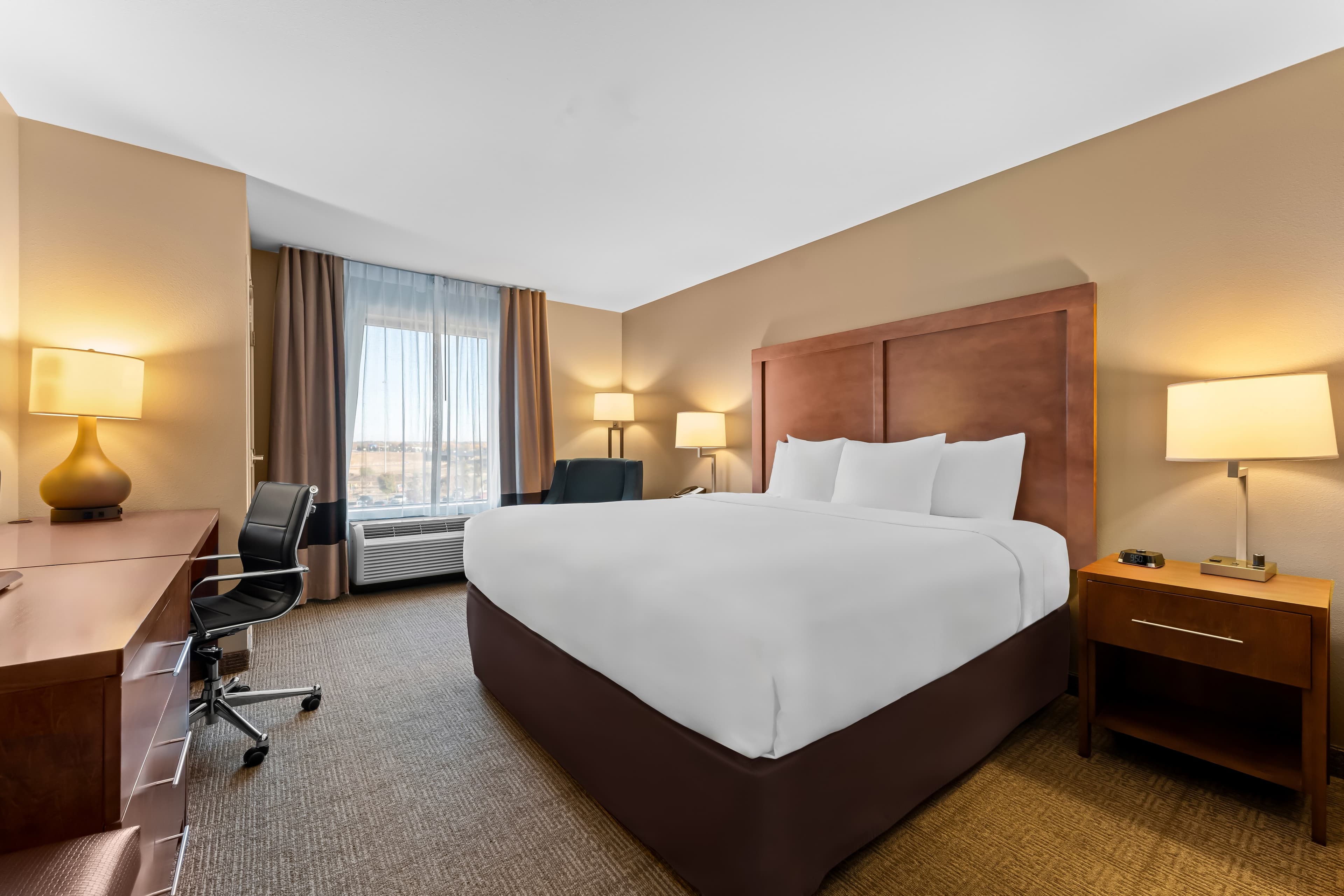 Comfort Inn & Suites Avera Southwest — 14