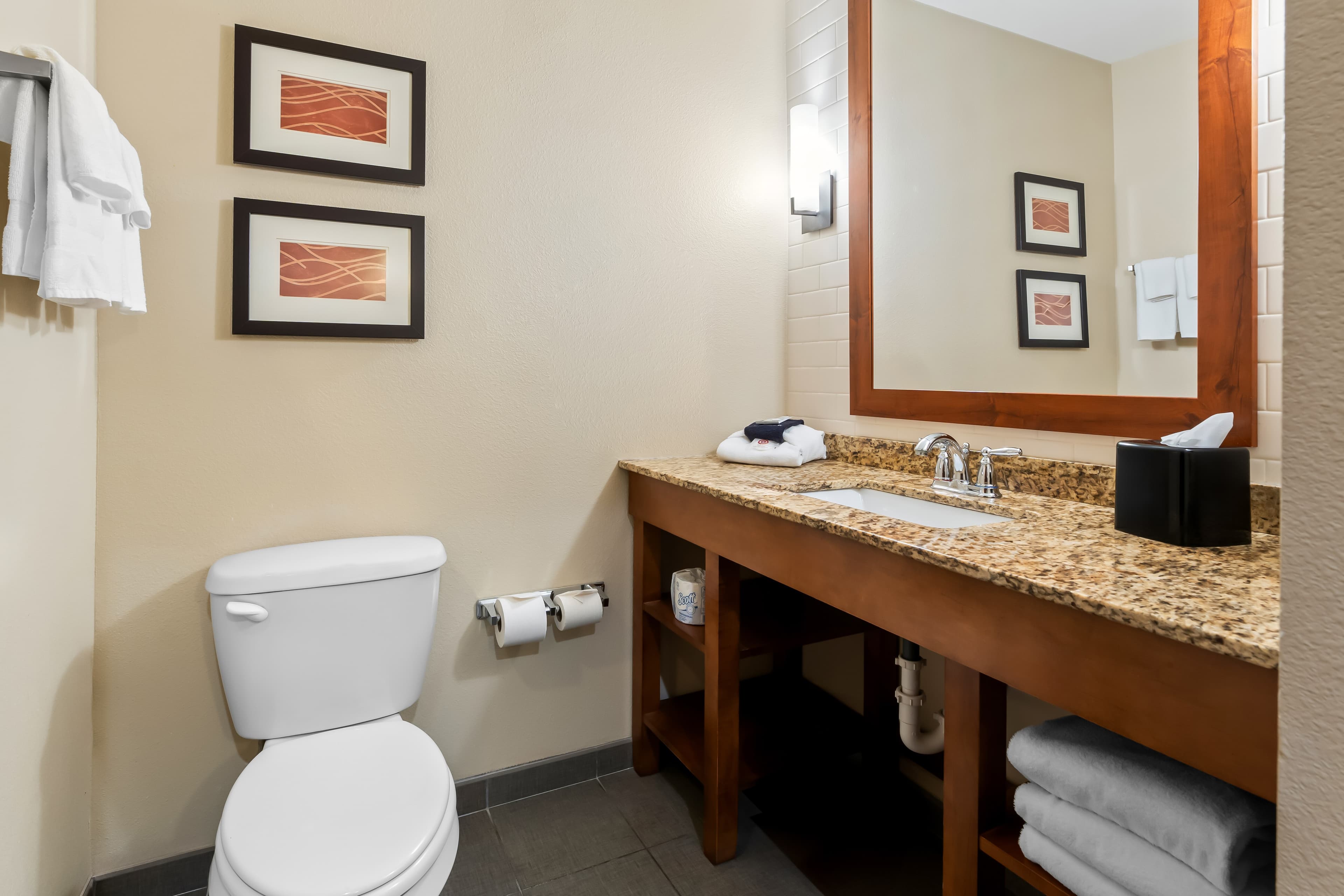 Comfort Inn & Suites Avera Southwest — 13