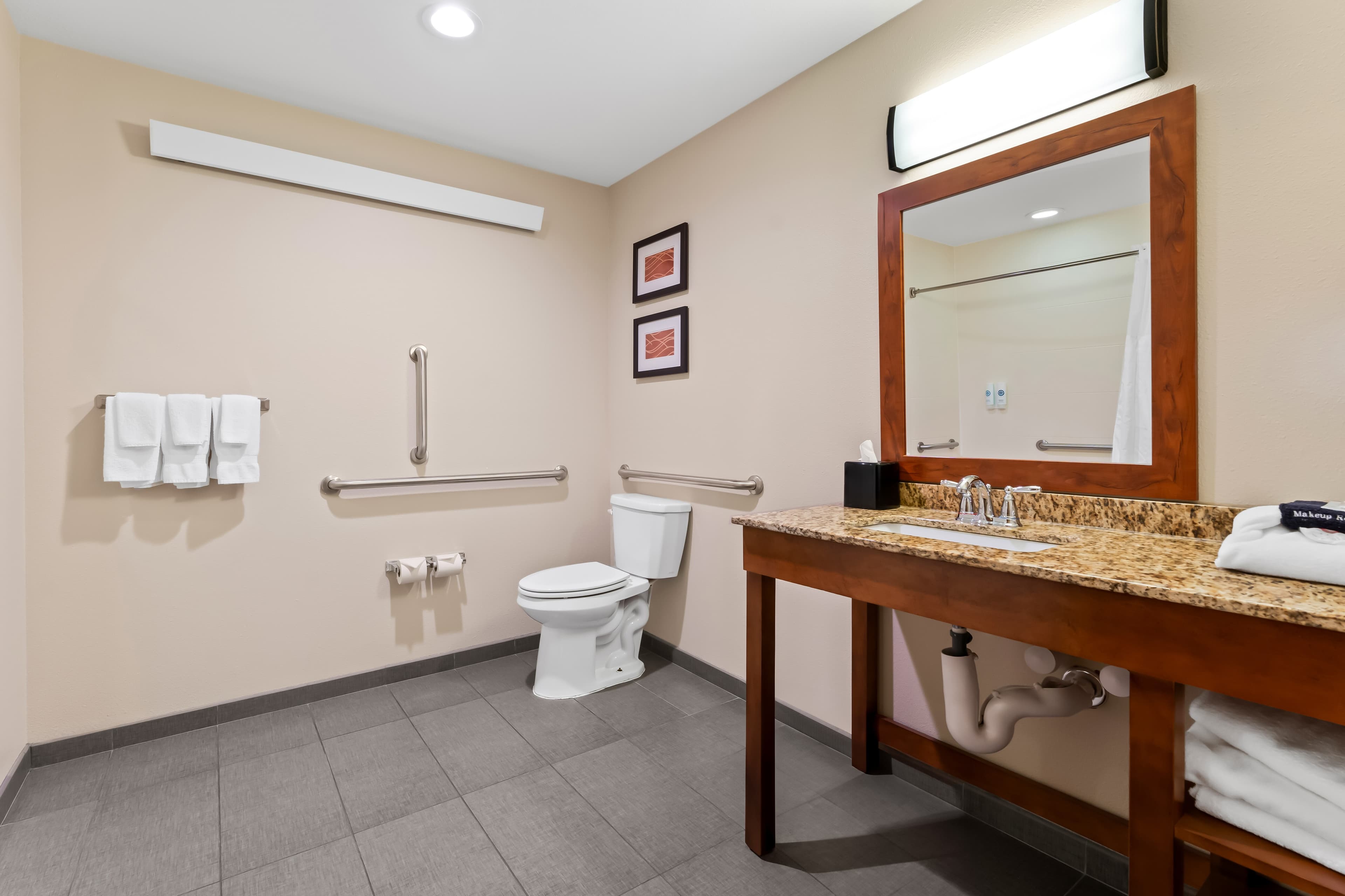 Comfort Inn & Suites Avera Southwest — 33