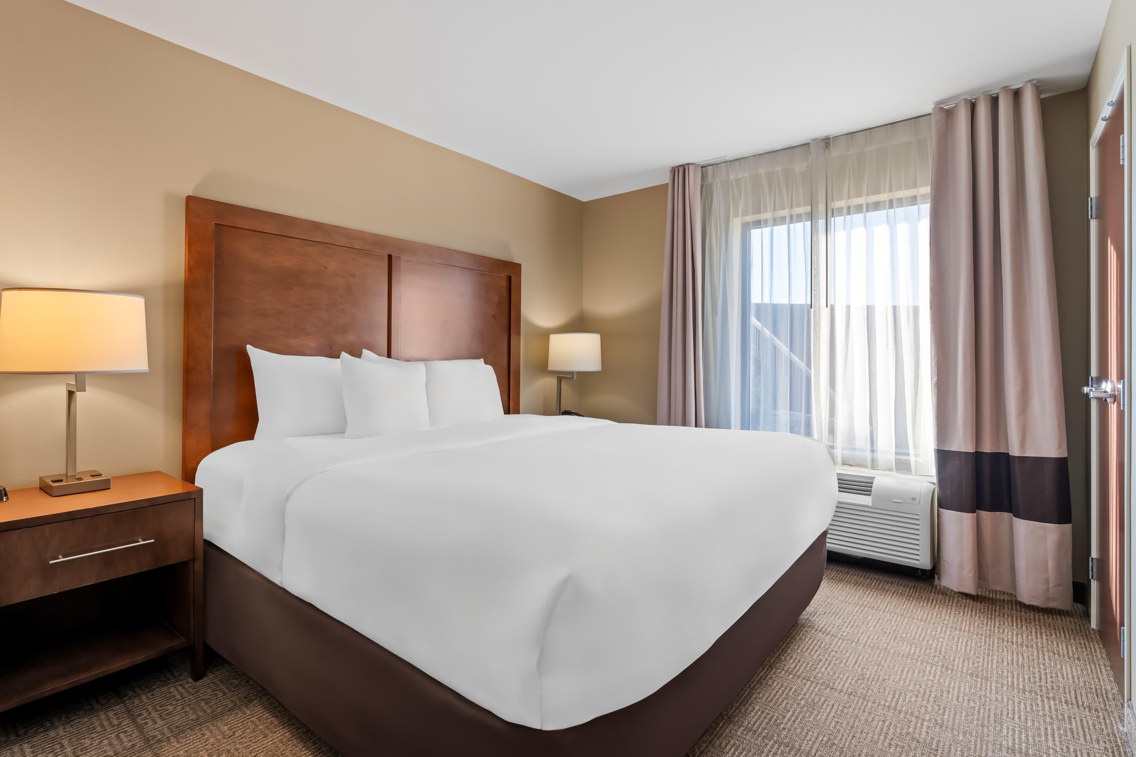Comfort Inn & Suites Avera Southwest — 44