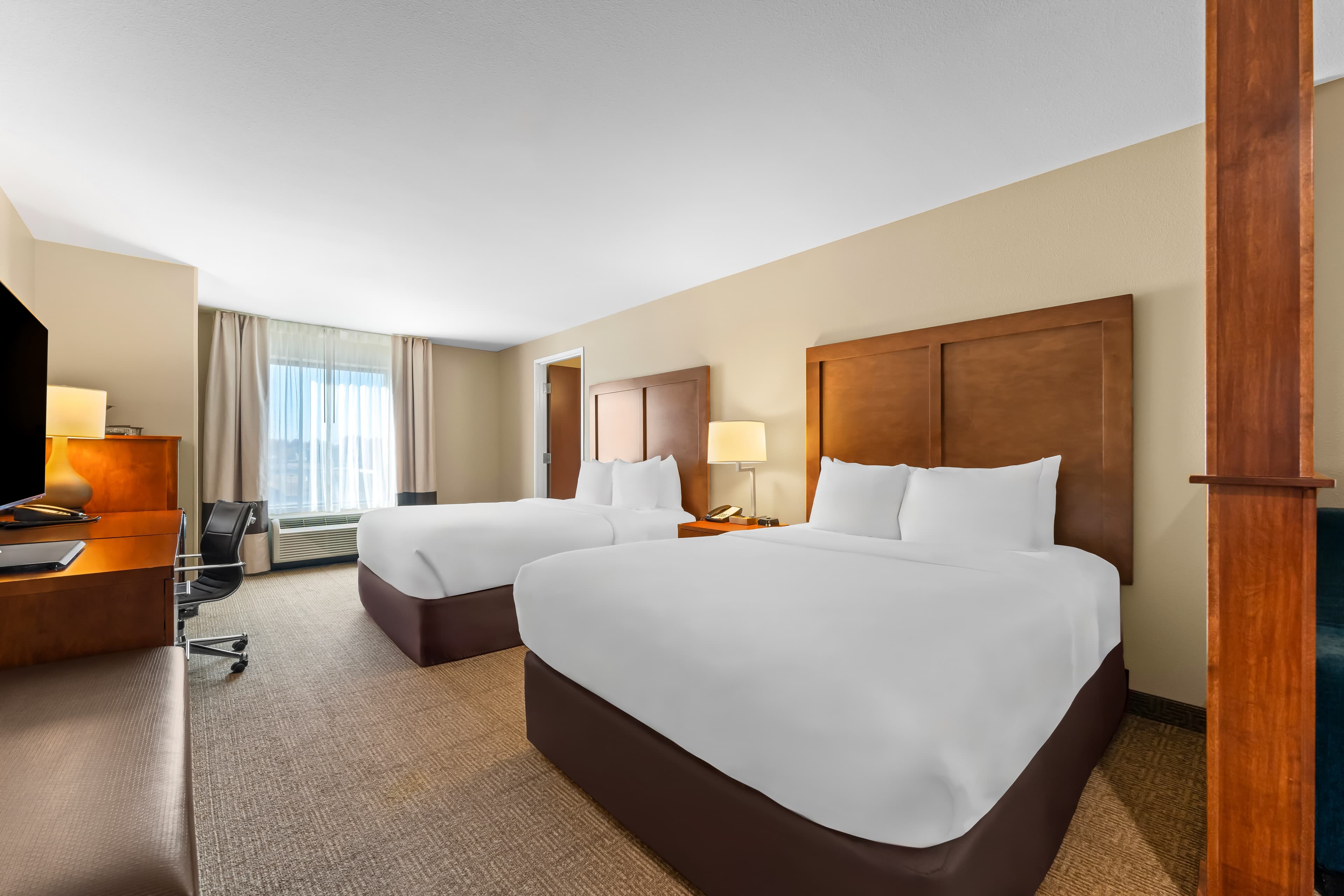 Comfort Inn & Suites Avera Southwest — 50