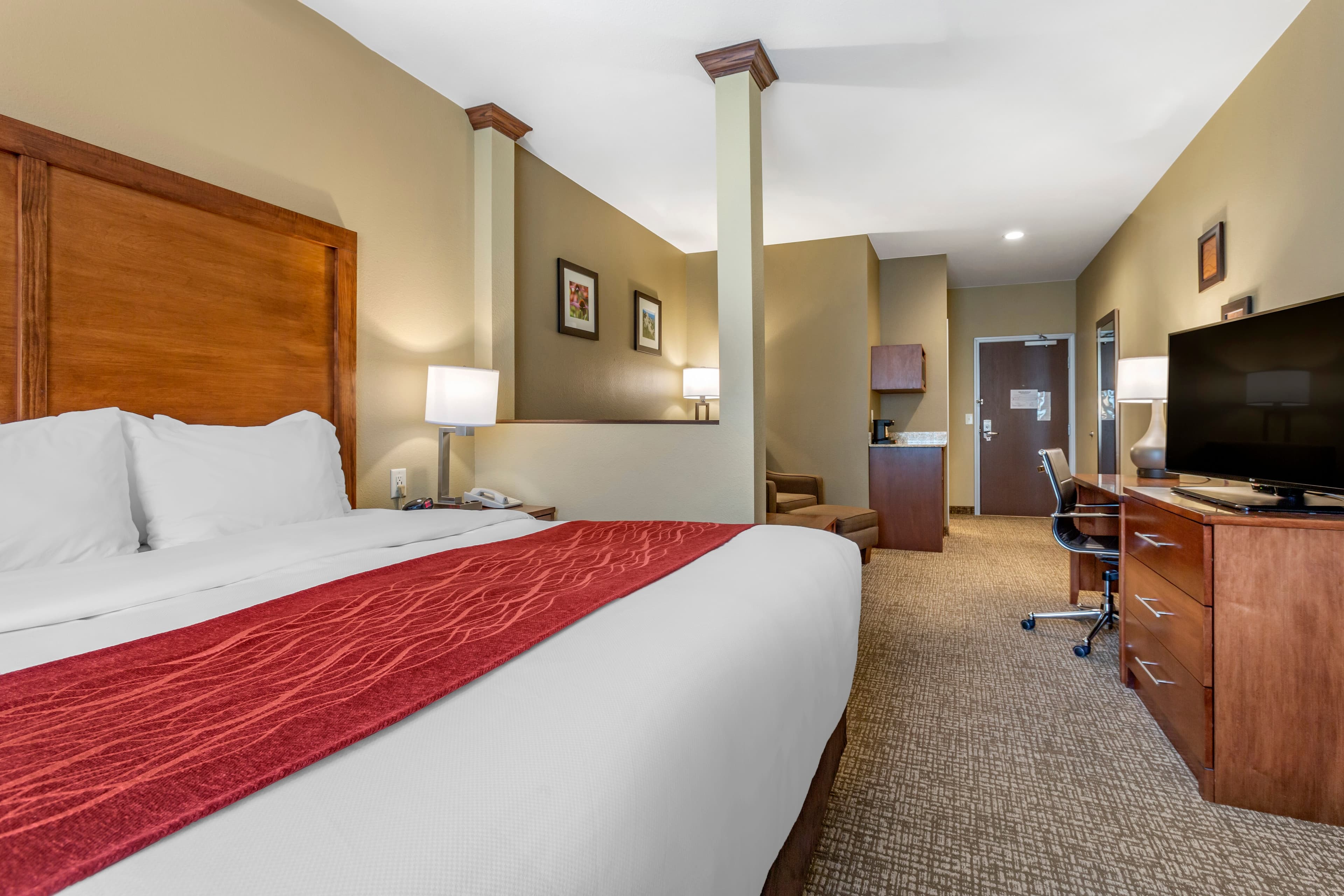 Comfort Inn & Suites Near Mt. Rushmore — 19
