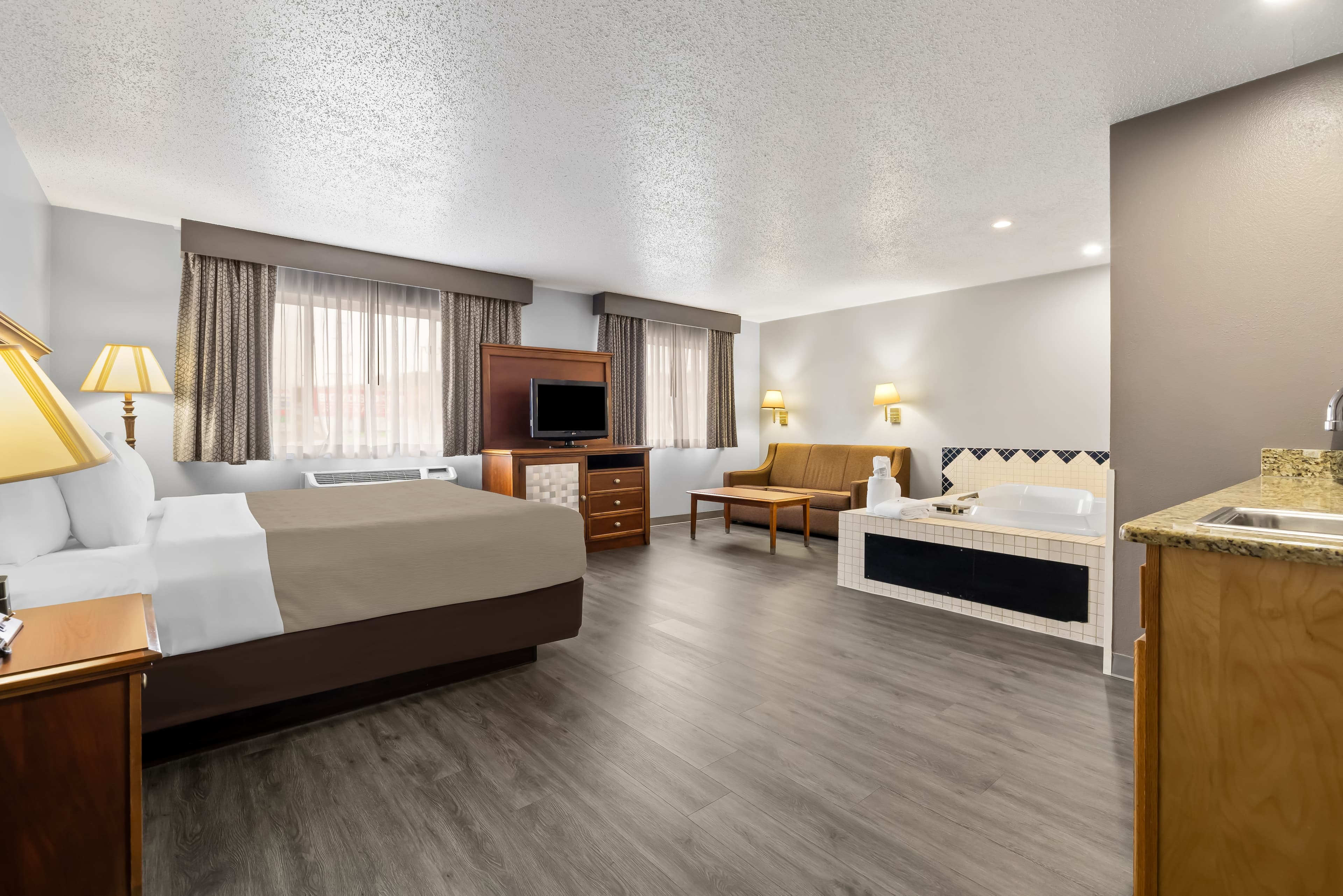 Quality Inn near Monument Health Rapid City Hospital — 19
