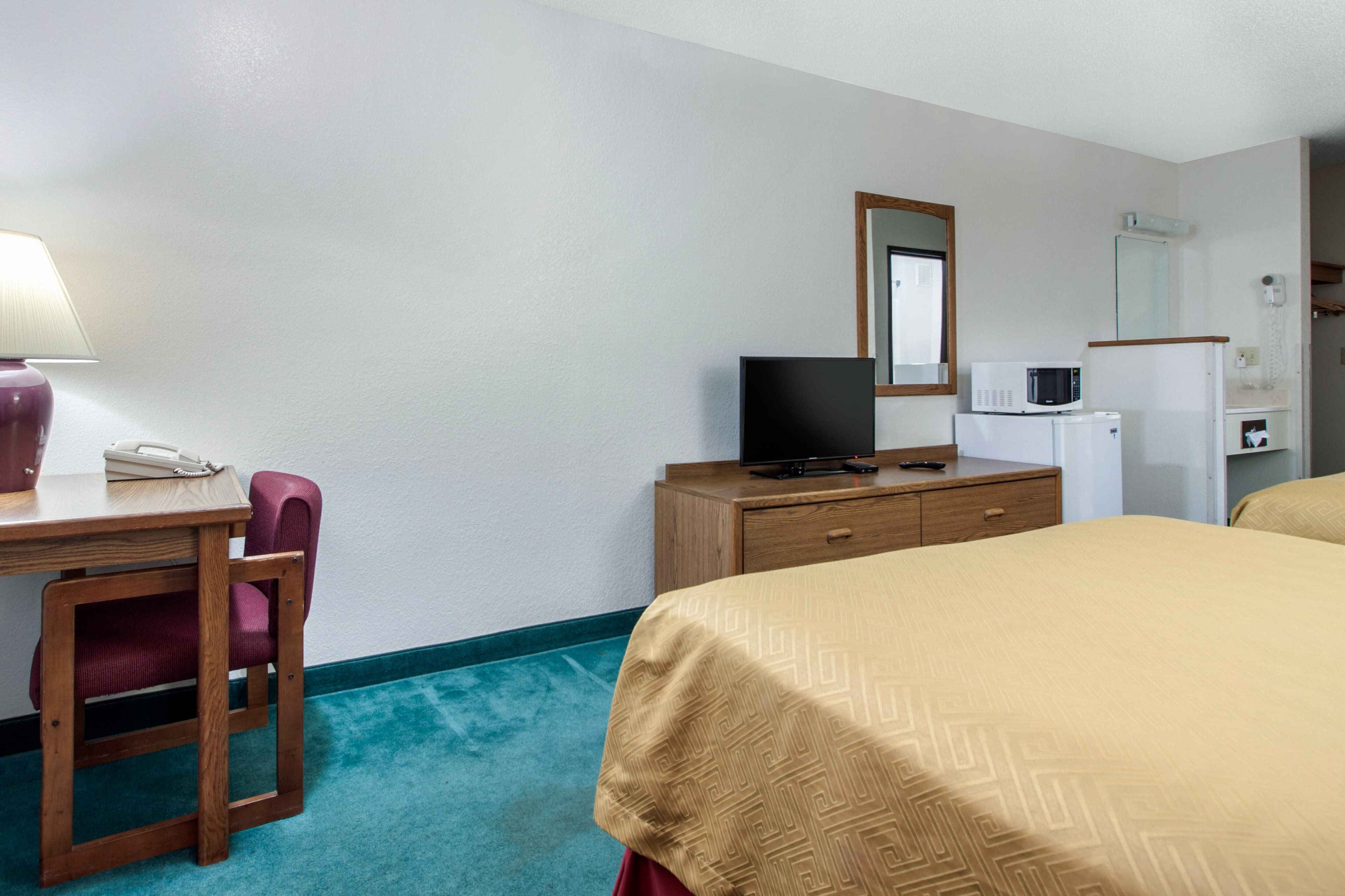 Econo Lodge Oacoma - Chamberlain West — 25
