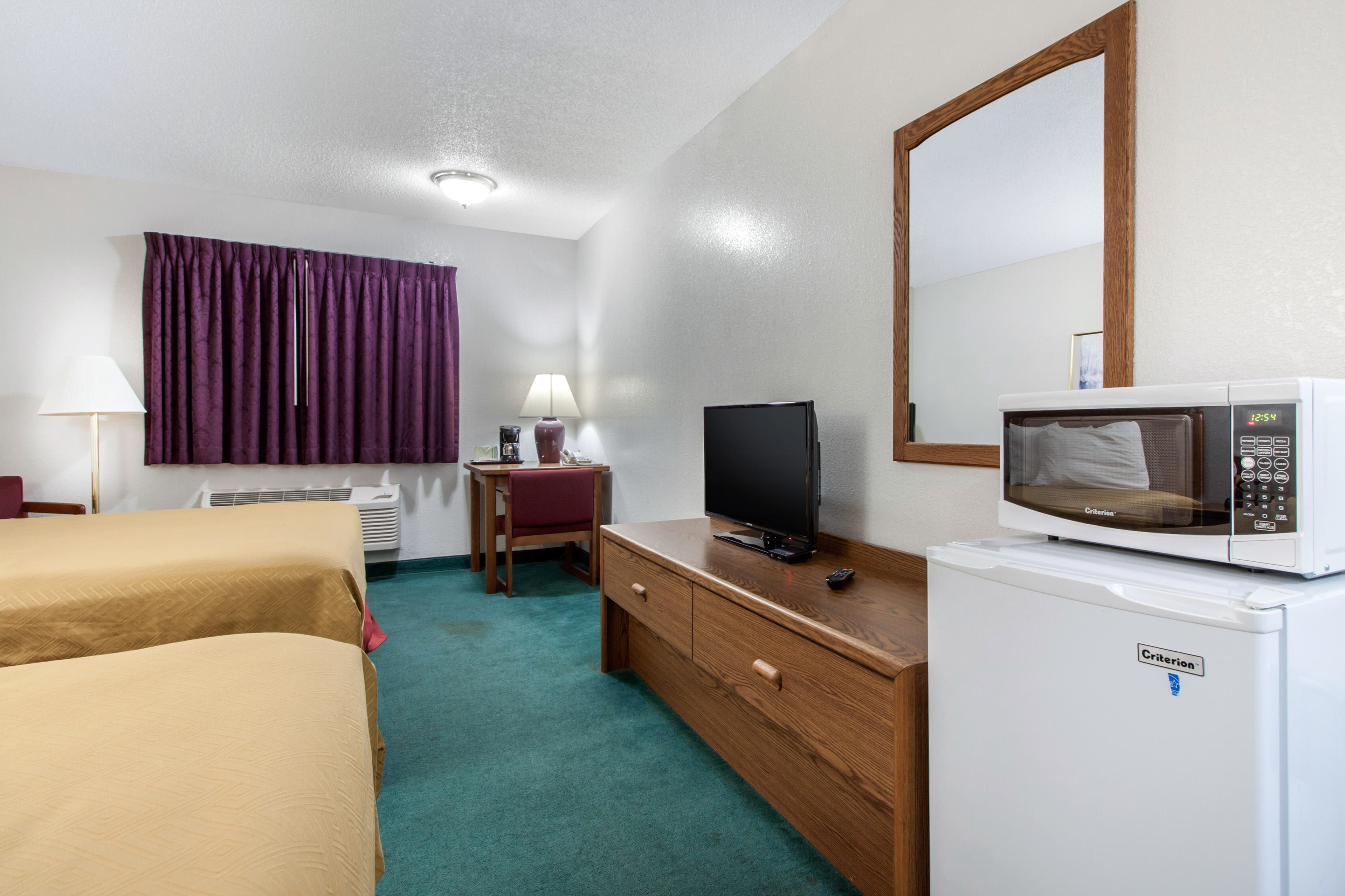 Econo Lodge Oacoma - Chamberlain West — 26