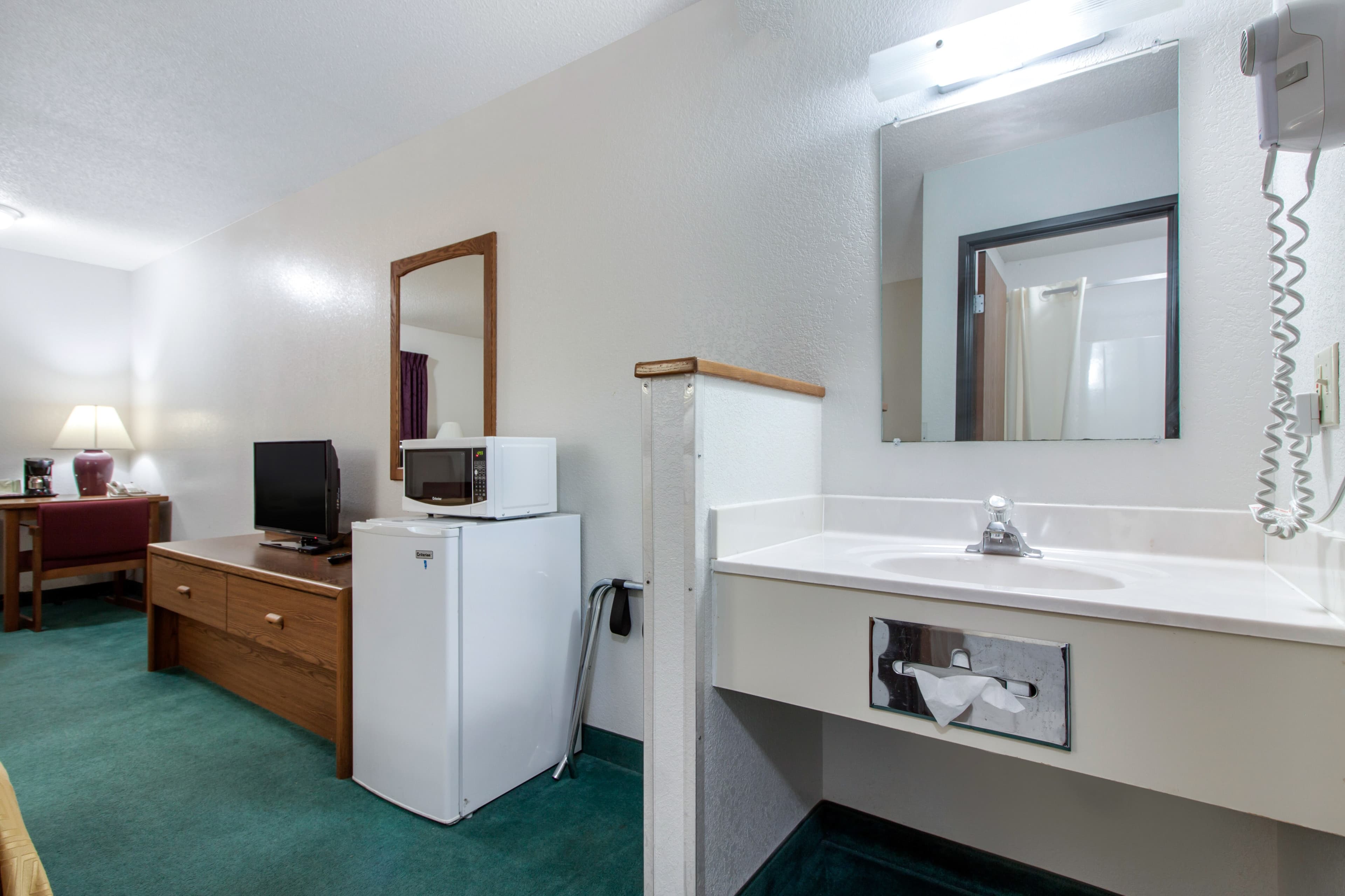 Econo Lodge Oacoma - Chamberlain West — 27