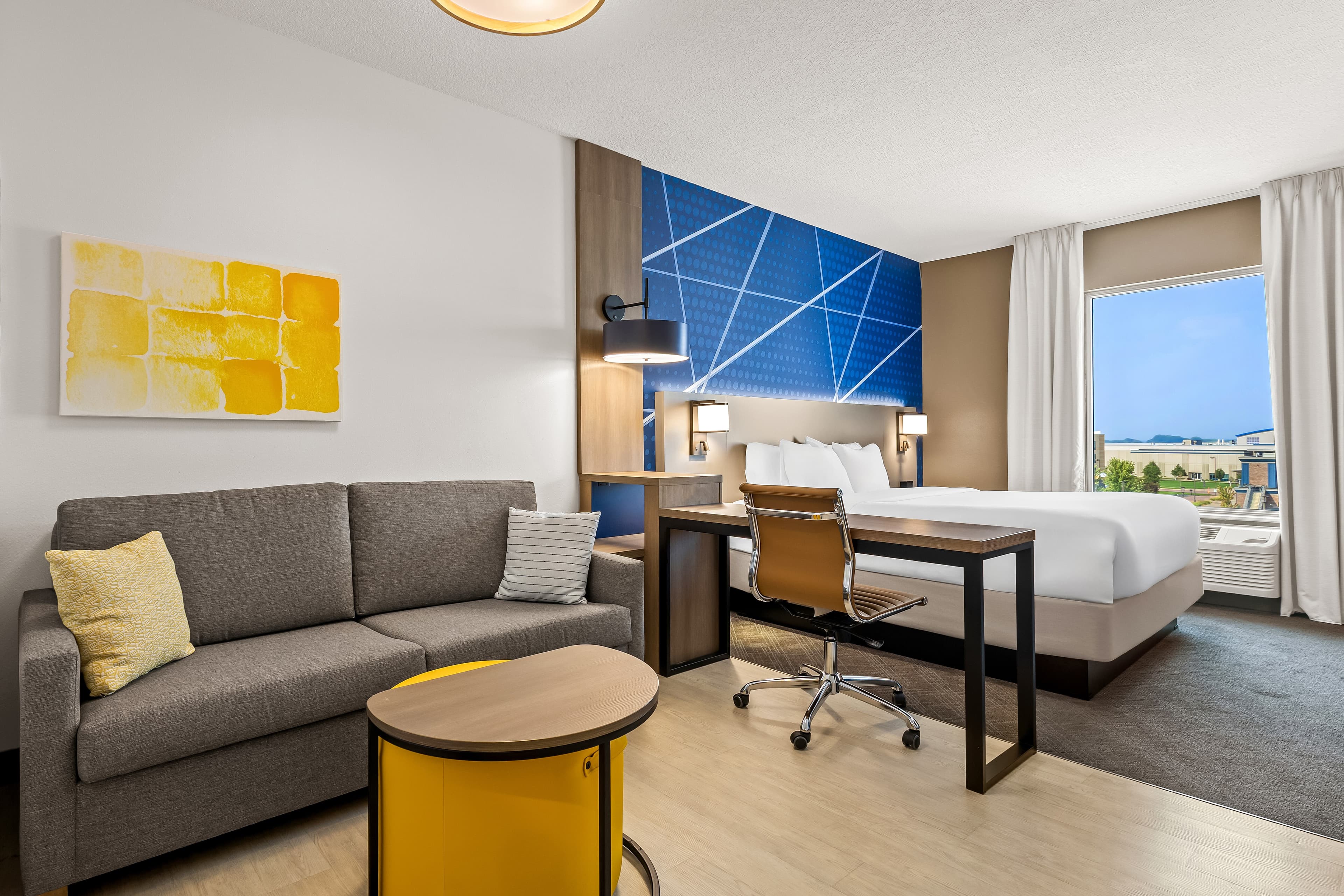 Comfort Inn & Suites at Sanford Sports Complex — 16