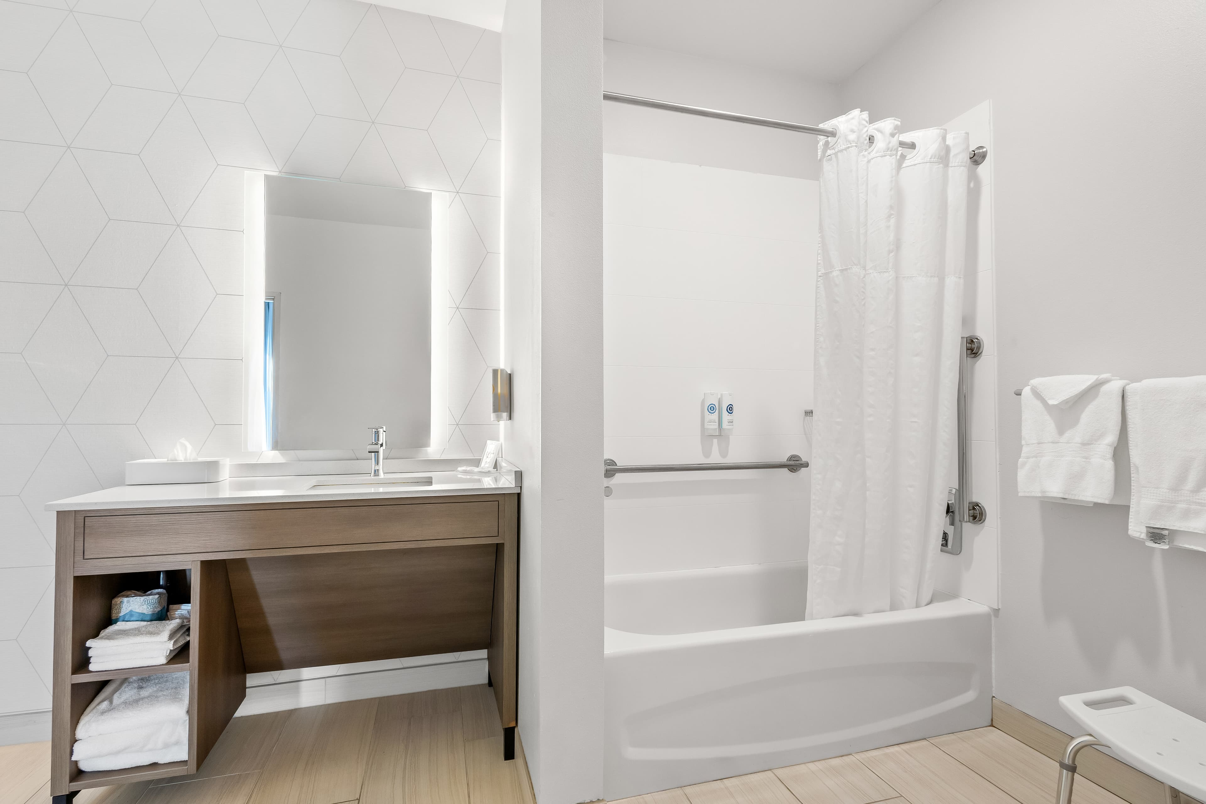Comfort Inn & Suites at Sanford Sports Complex — 19