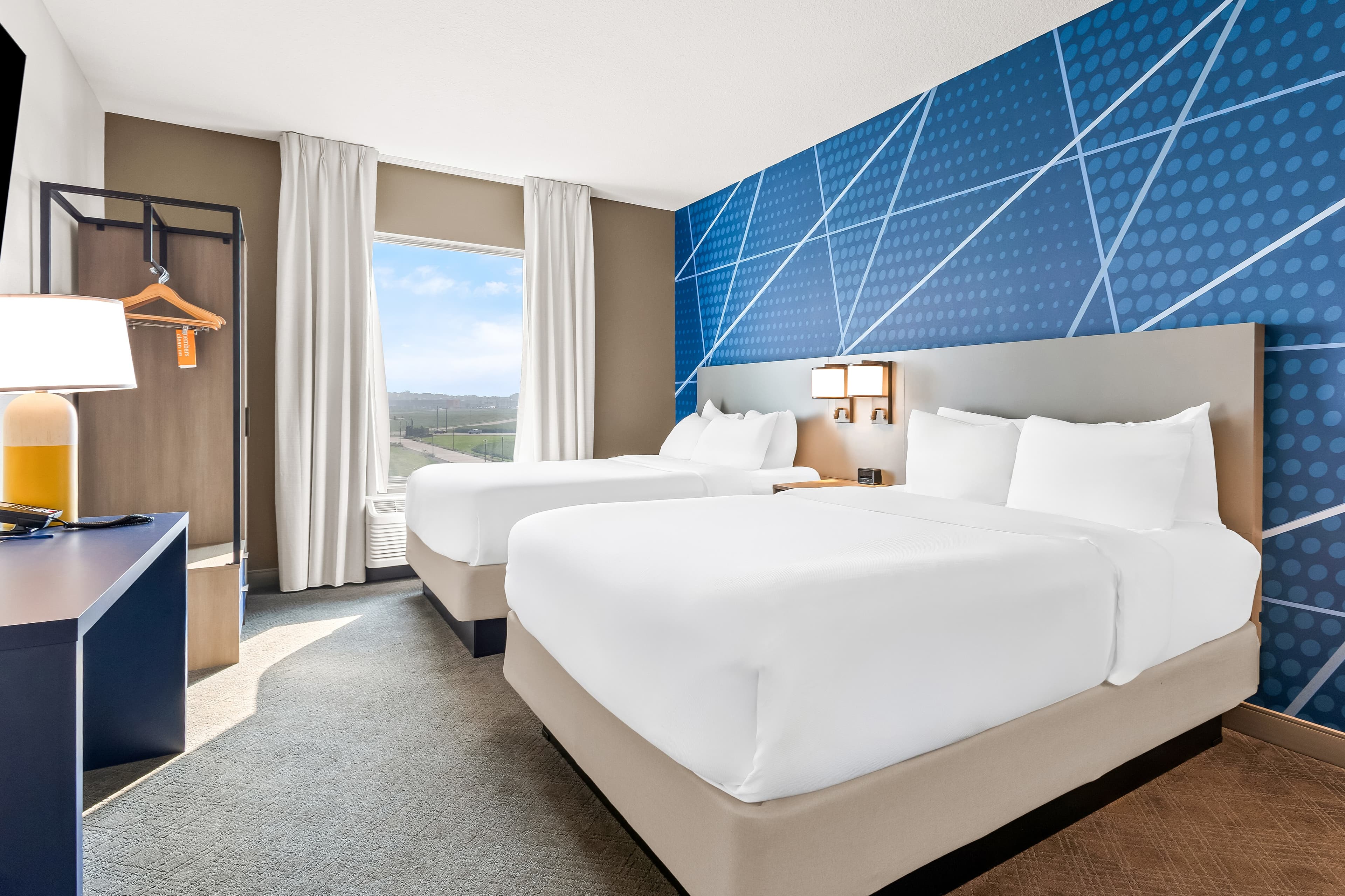 Comfort Inn & Suites at Sanford Sports Complex — 14