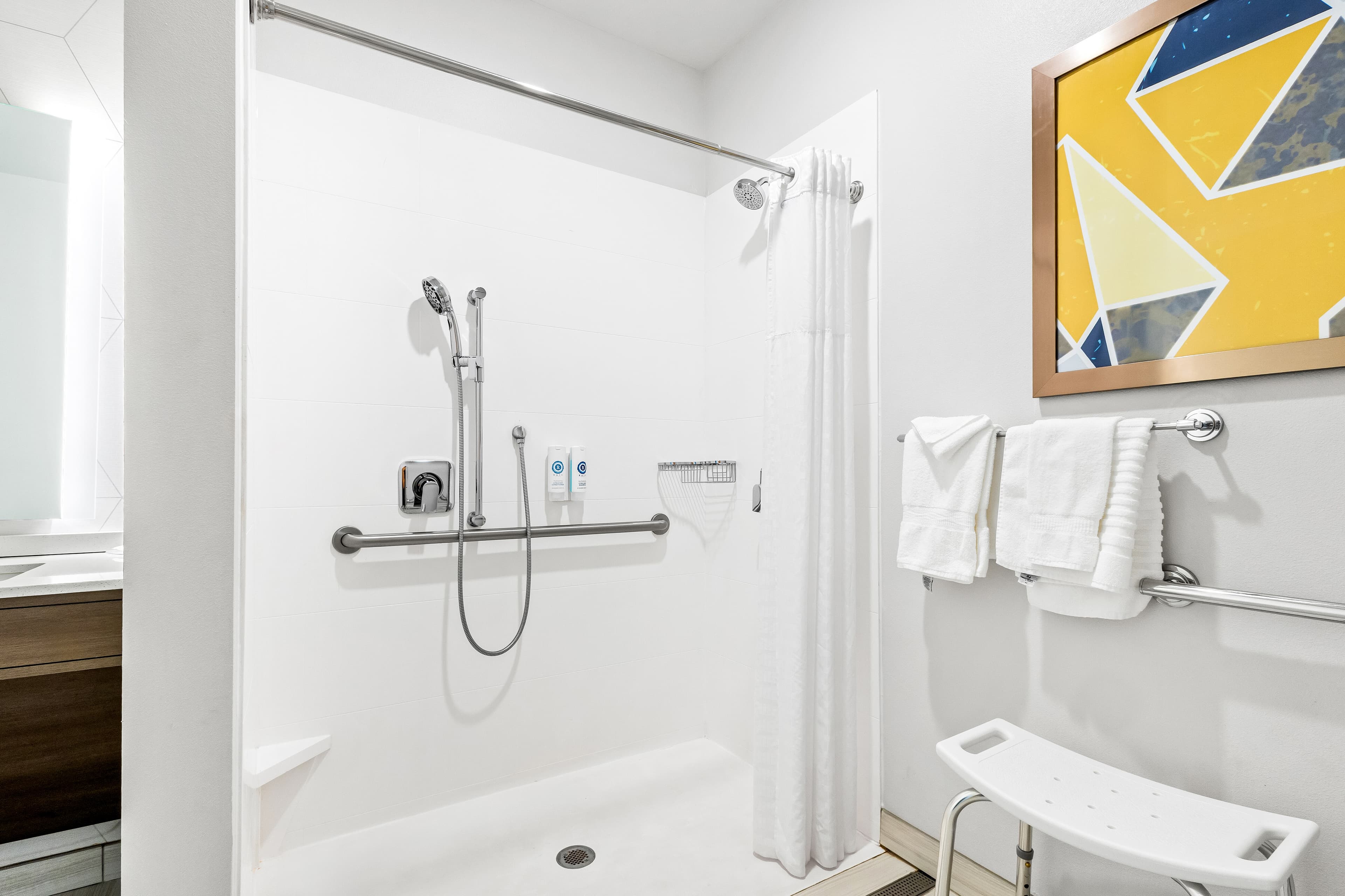 Comfort Inn & Suites at Sanford Sports Complex — 12